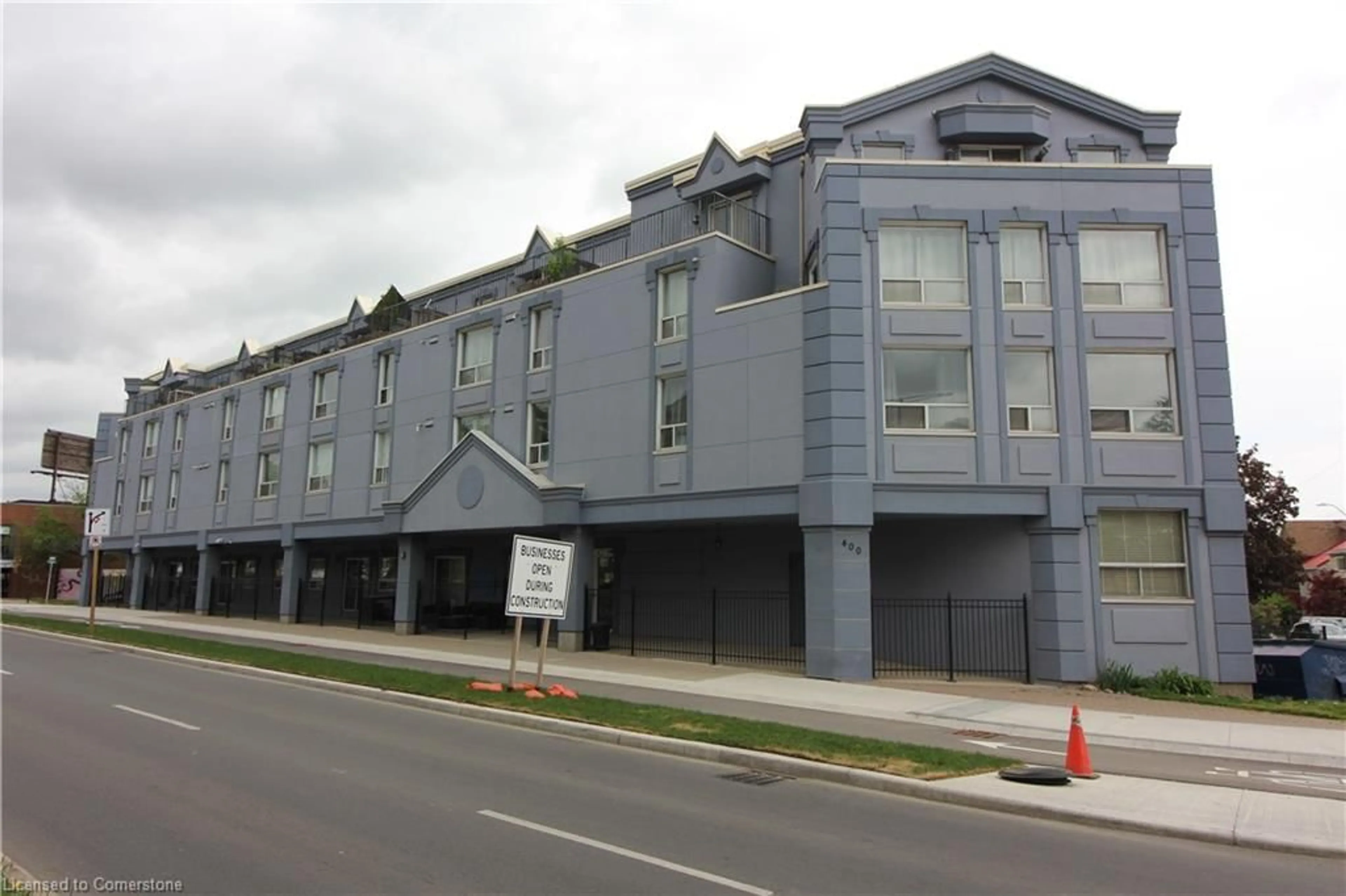 Blurry image for 400 York Blvd, Hamilton Ontario L8R 3M5