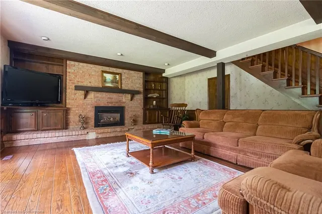 Additional property image - 637 Hiawatha Blvd