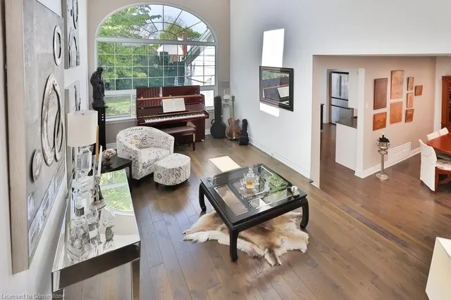 Additional property image - 35 Bowshelm Crt