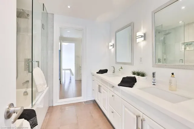 Additional property image - 35 Bowshelm Crt