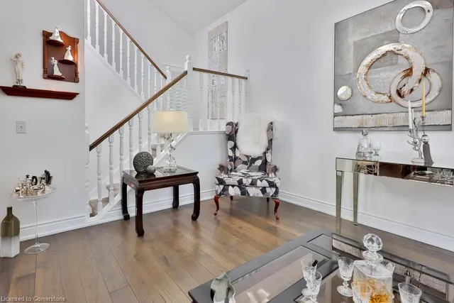 Additional property image - 35 Bowshelm Crt