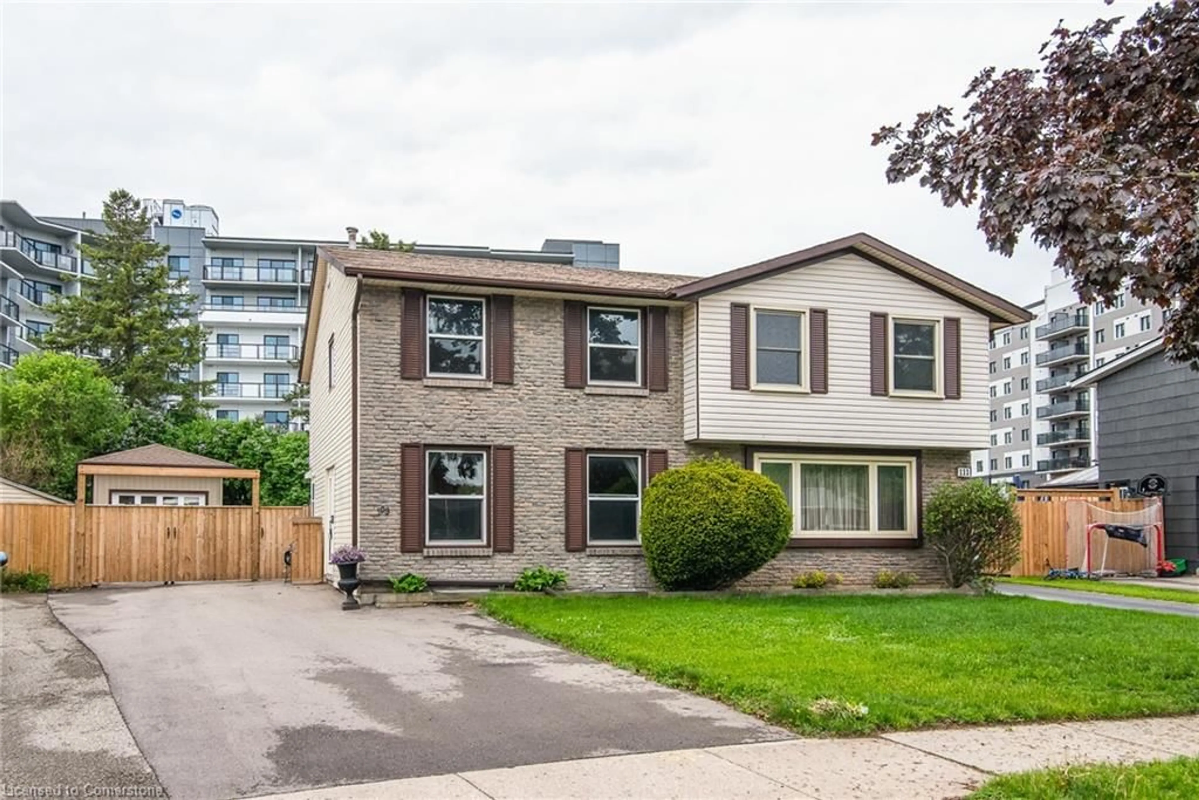 Unknown for 109 Selkirk Dr, Kitchener Ontario N2E 1M5