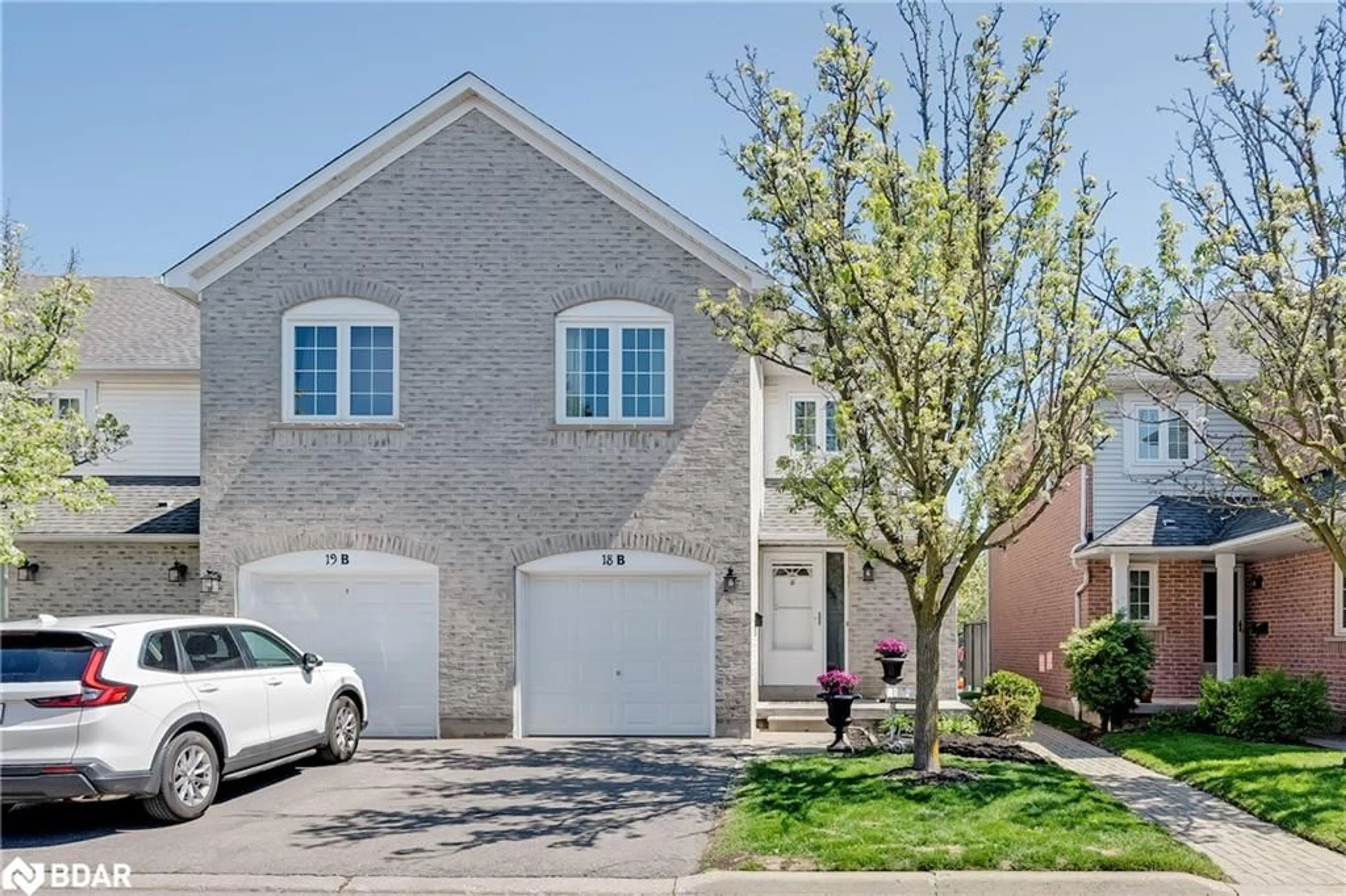 Unknown for 5305 Glen Erin Dr #18B, Mississauga Ontario L5M 5N7