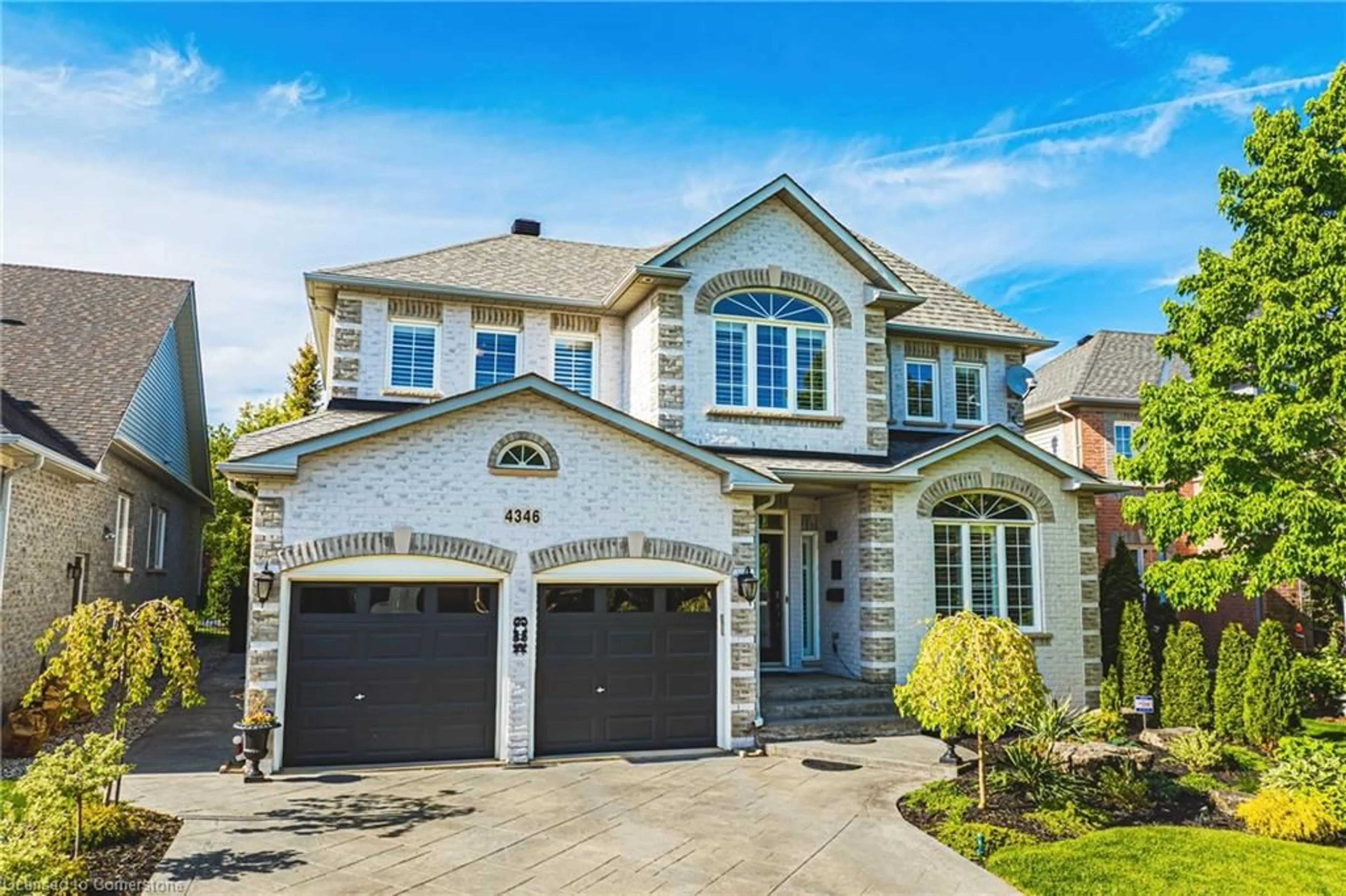 Home with brick exterior material, street for 4346 Millcroft Park Dr, Burlington Ontario L7M 4R1