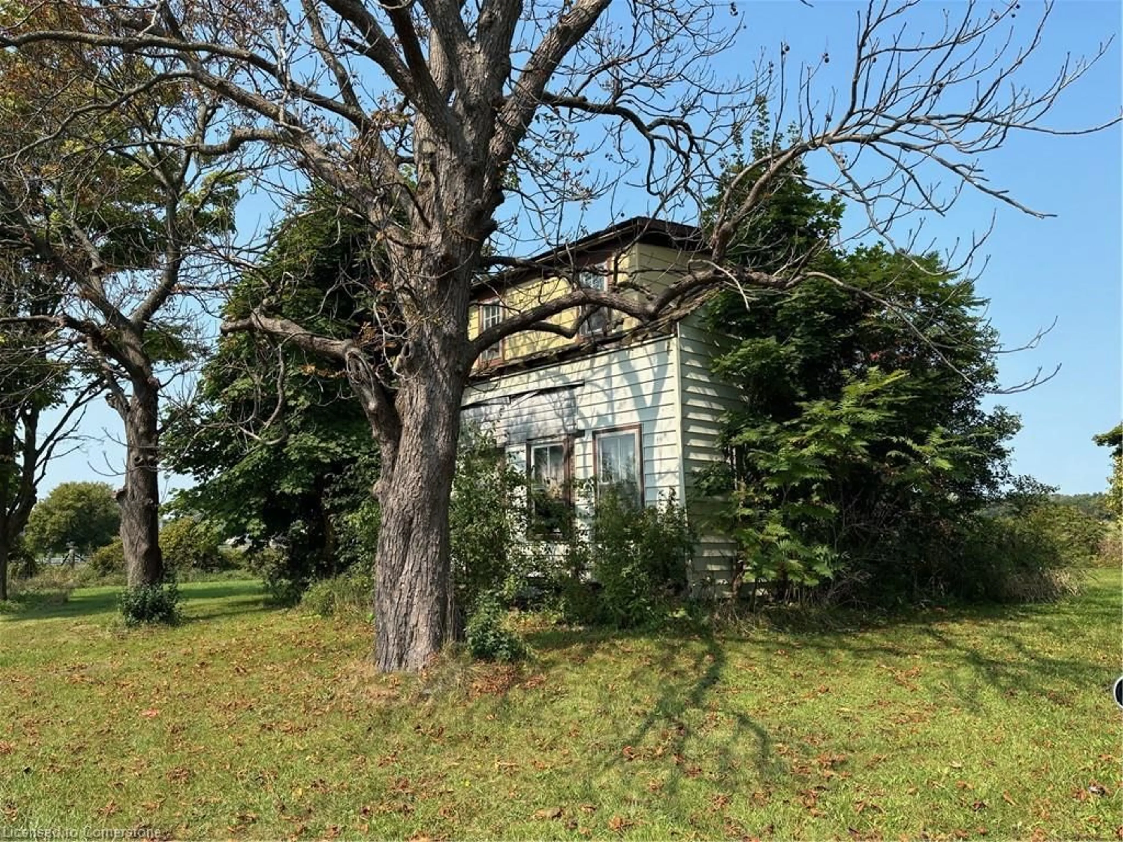 A pic from outside/outdoor area/front of a property/back of a property/a pic from drone, building for 5495 Rainham Rd, Dunnville Ontario N1A 2W8