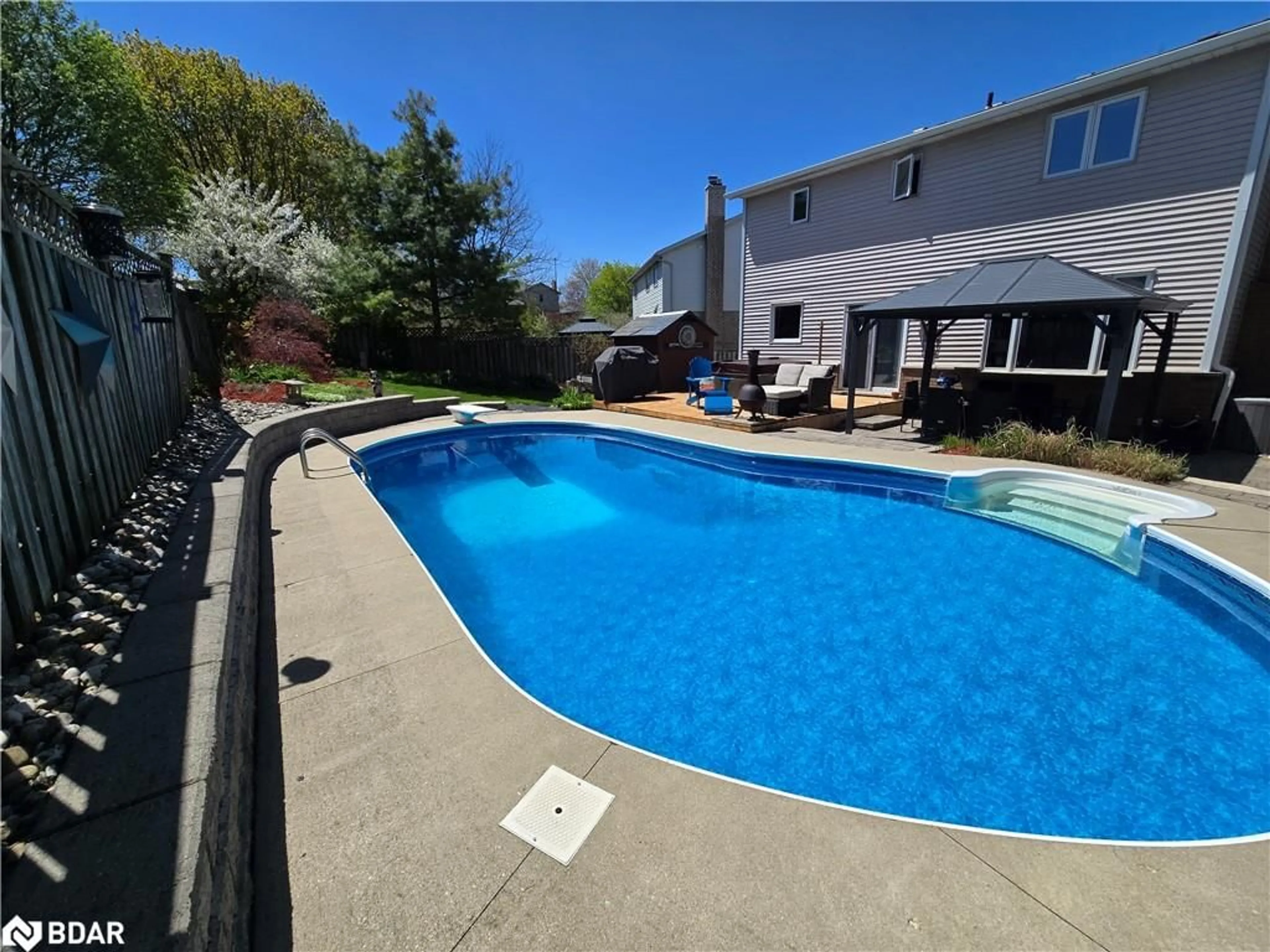 Pool for 39 Celia Cres Cres, Guelph Ontario N1G 4R4
