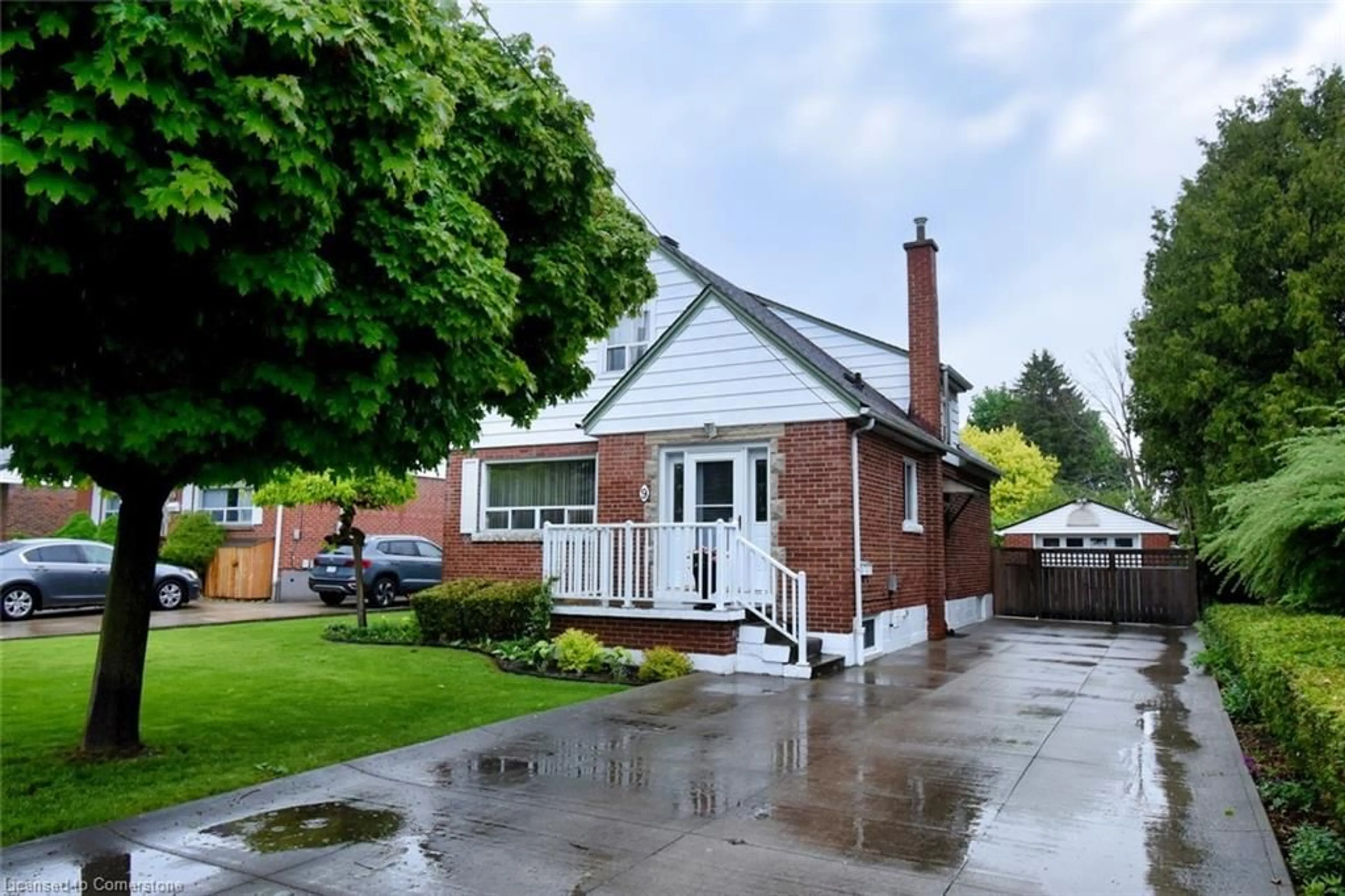 A pic from outside/outdoor area/front of a property/back of a property/a pic from drone, street for 9 Carene Ave, Hamilton Ontario L8K 3W3