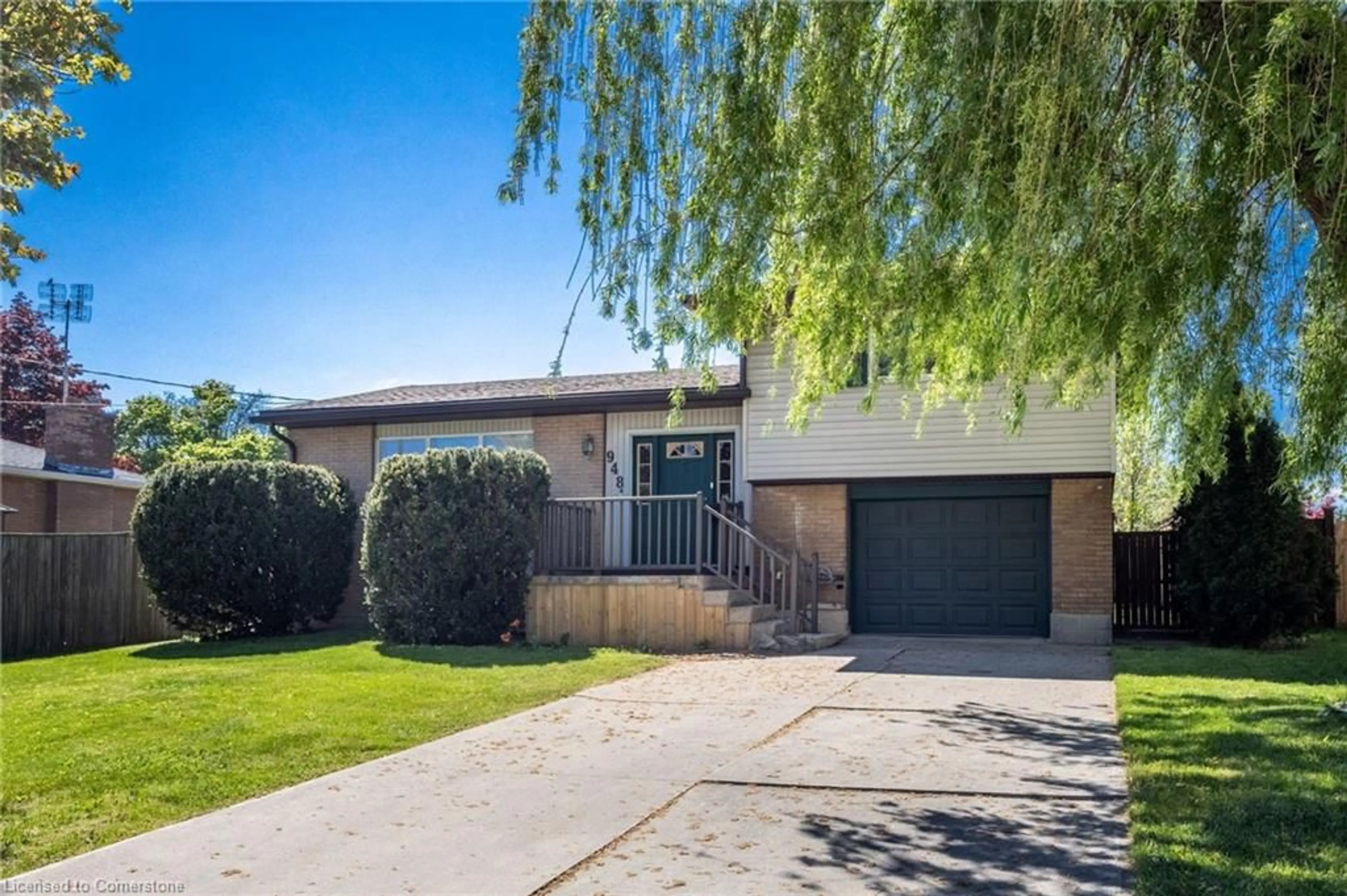 Home with brick exterior material, street for 948 Upper Sherman Ave, Hamilton Ontario L8V 3N3