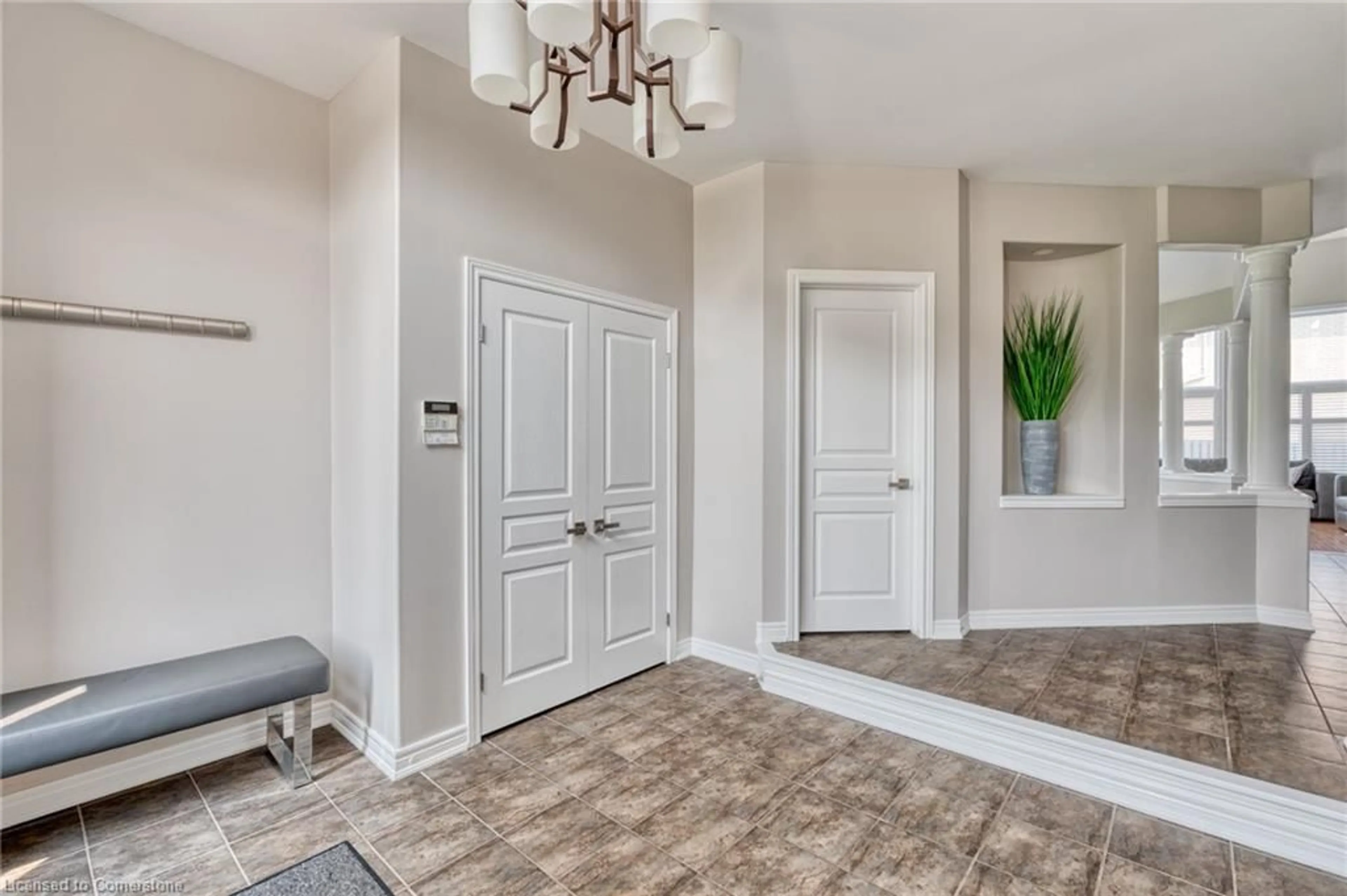 Indoor entryway for 63 Holkham Ave, Ancaster Ontario L9K 1N9