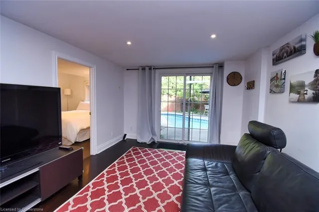 Additional property image - 3158 Pinemeadow Dr