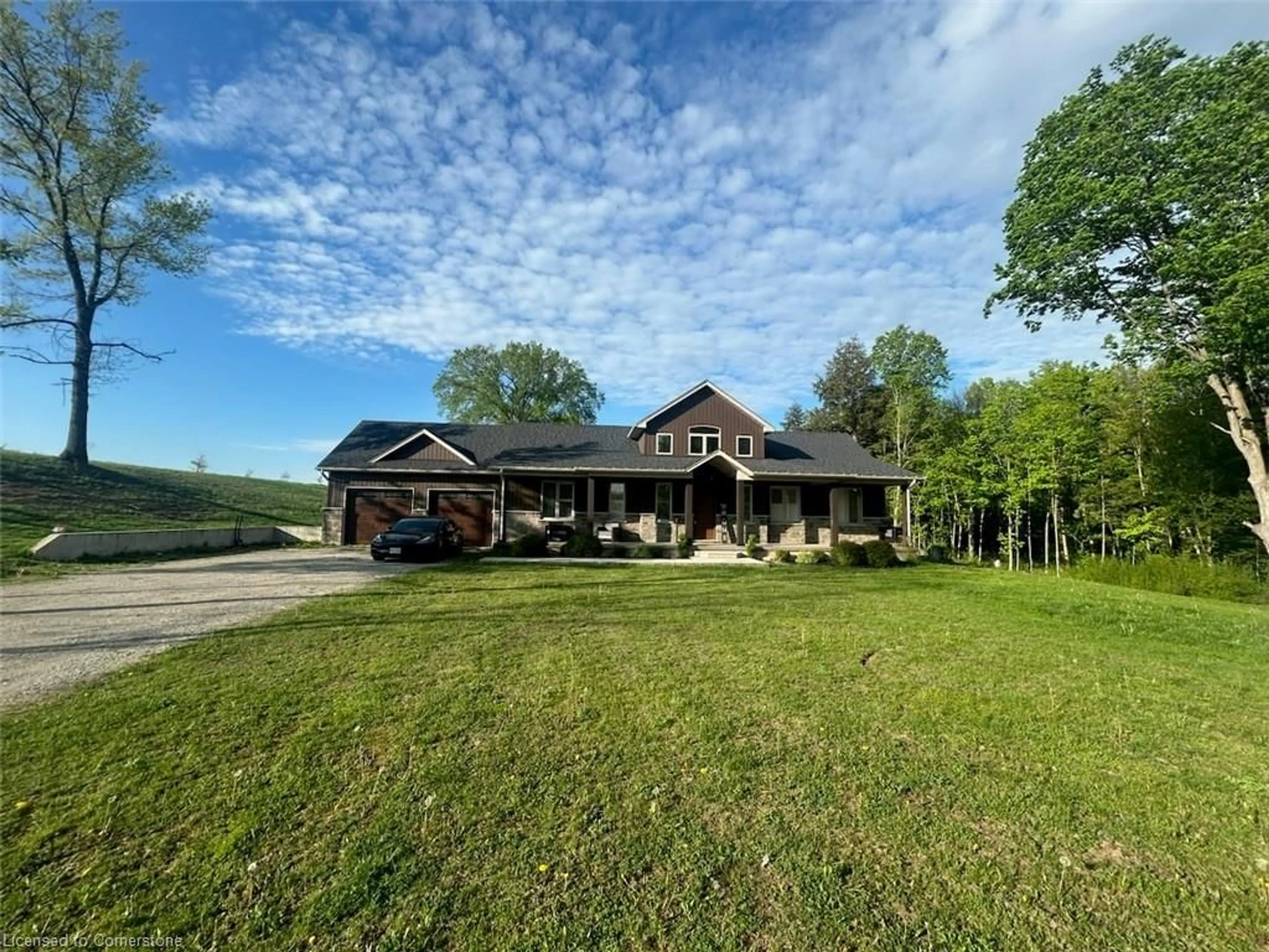 A pic from outside/outdoor area/front of a property/back of a property/a pic from drone, mountain view for 3191 Windham West Quarter Line Rd, Norfolk County Ontario N0E 1H0