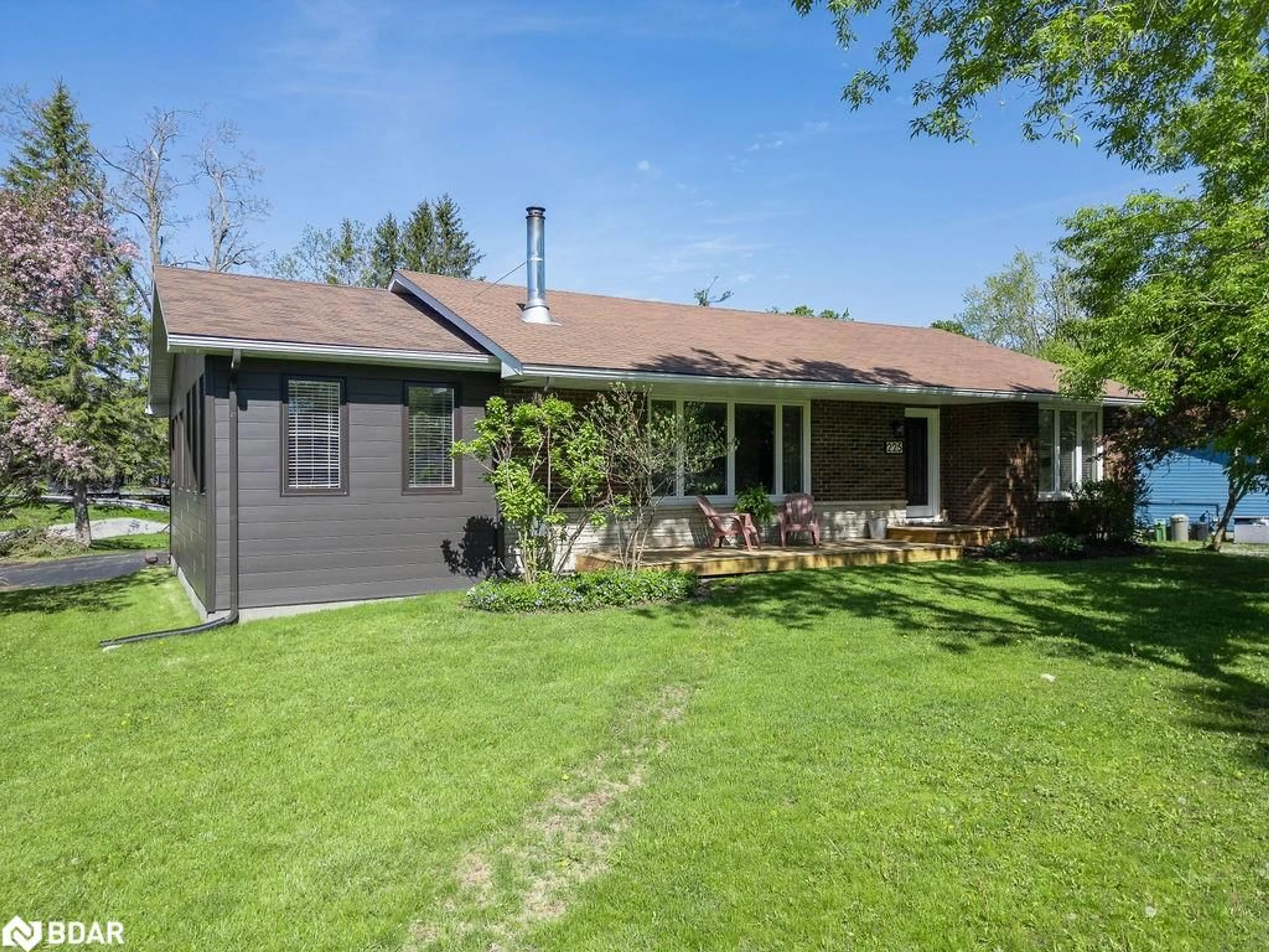 Unknown for 225 Clifton St, Fenelon Falls Ontario K0M 1N0