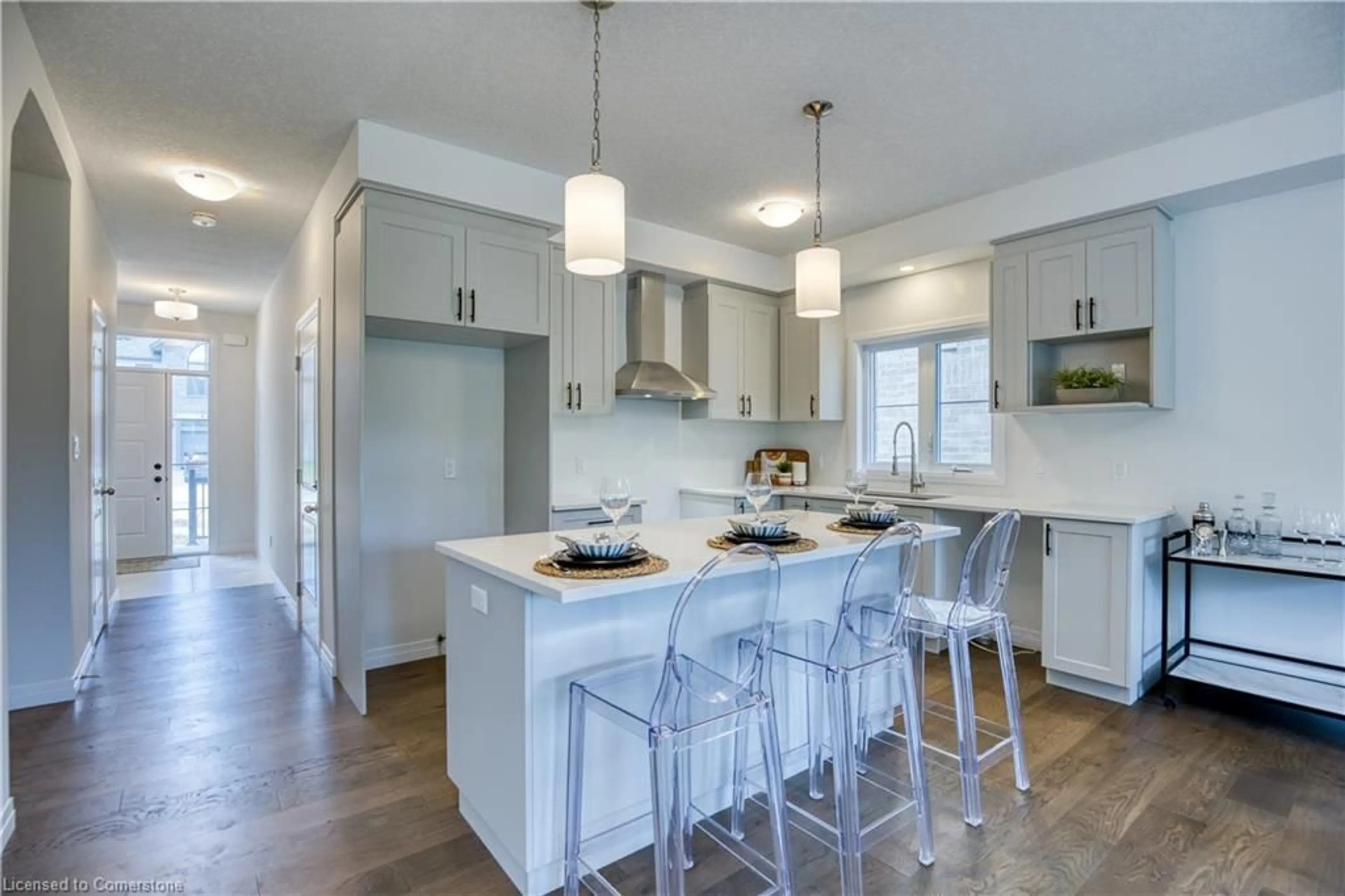 Open concept kitchen, unknown for 41 Queensbrook Cres, Cambridge Ontario N1S 0E5