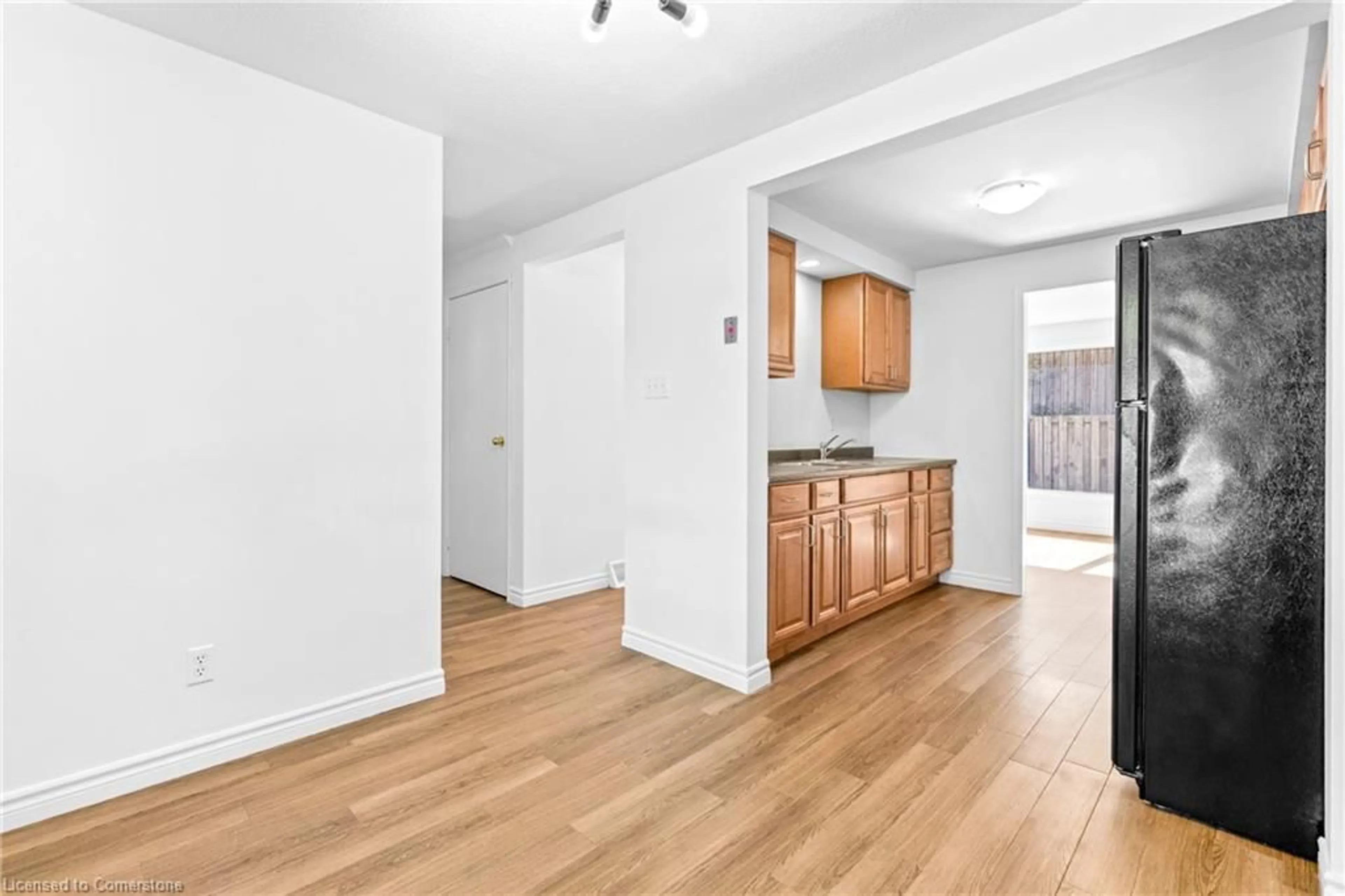 A pic of a room for 210 Glamis Rd #13, Cambridge Ontario N1R 6L3