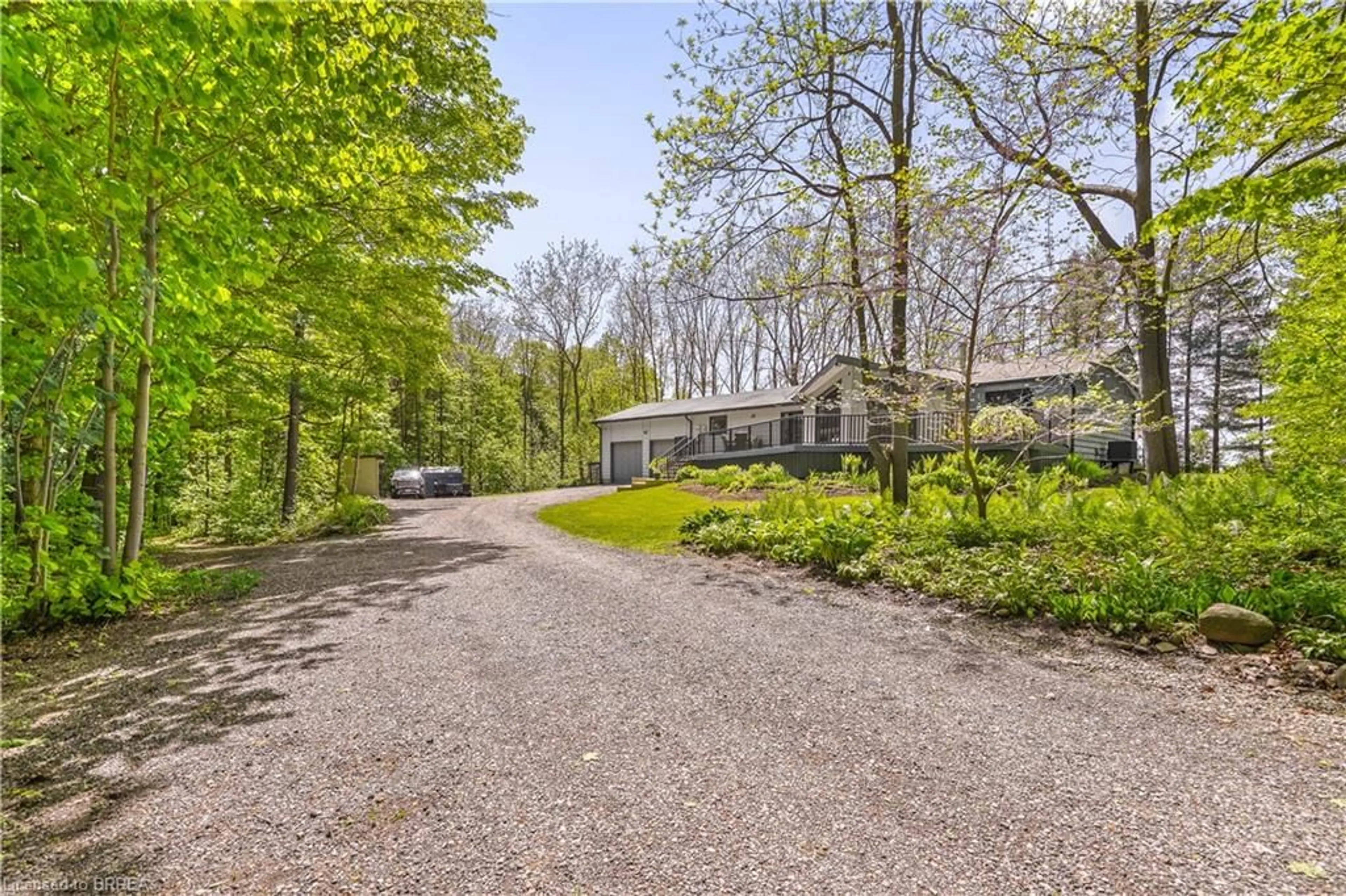 A pic from outside/outdoor area/front of a property/back of a property/a pic from drone, unknown for 103 Fourth Concession Rd, Burford Ontario N0E 1A0