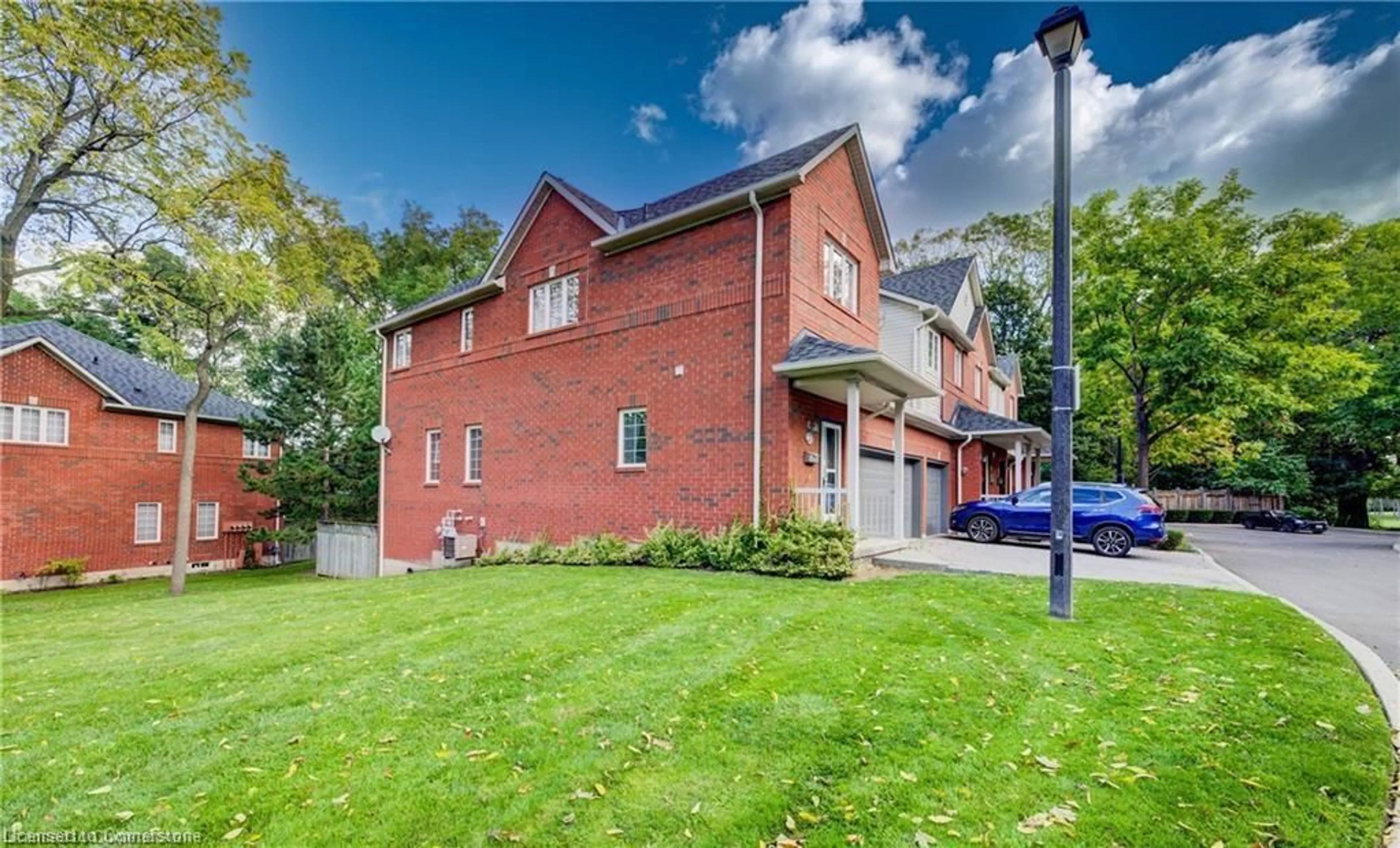 Home with brick exterior material, street for 120 Beddoe Dr #21, Hamilton Ontario L8P 4Z4