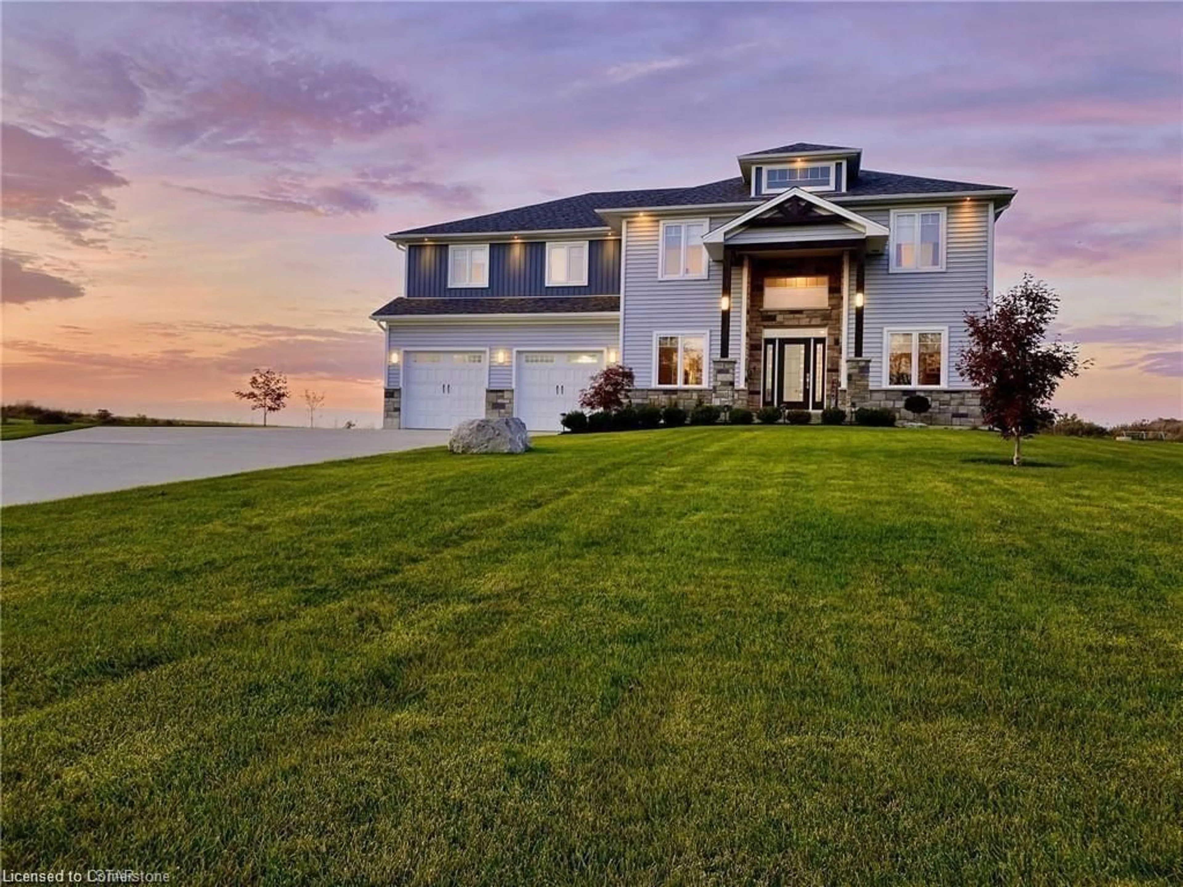 Home with vinyl exterior material, water/lake/river/ocean view for 51048 Ron Mcneil Line Line, Malahide Ontario N0L 2J0