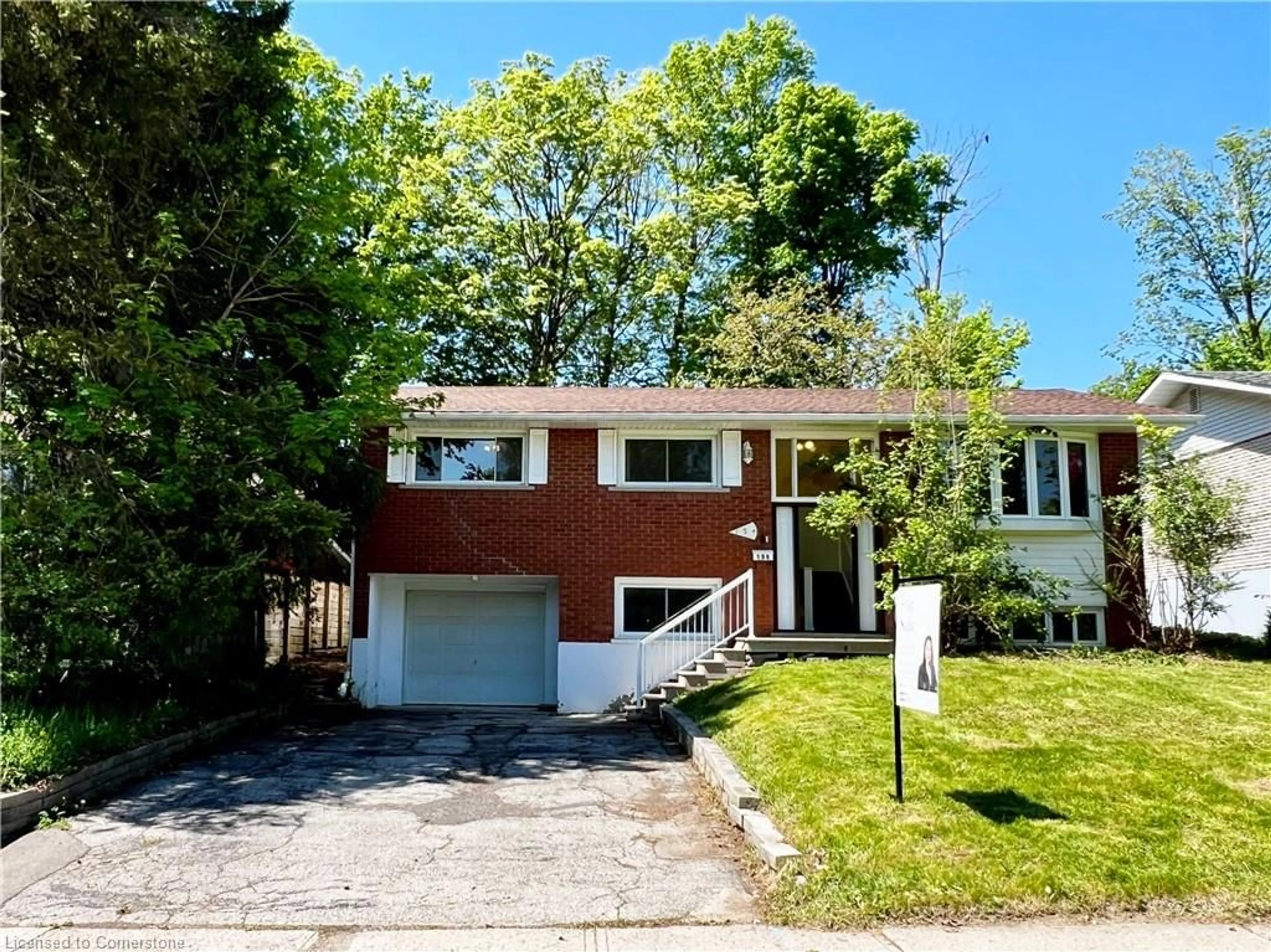 Home with brick exterior material, street for 194 Cedarbrae Ave, Waterloo Ontario N2L 4S5