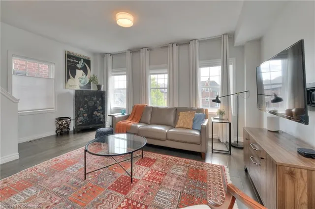 Additional property image - 348 Louisa St