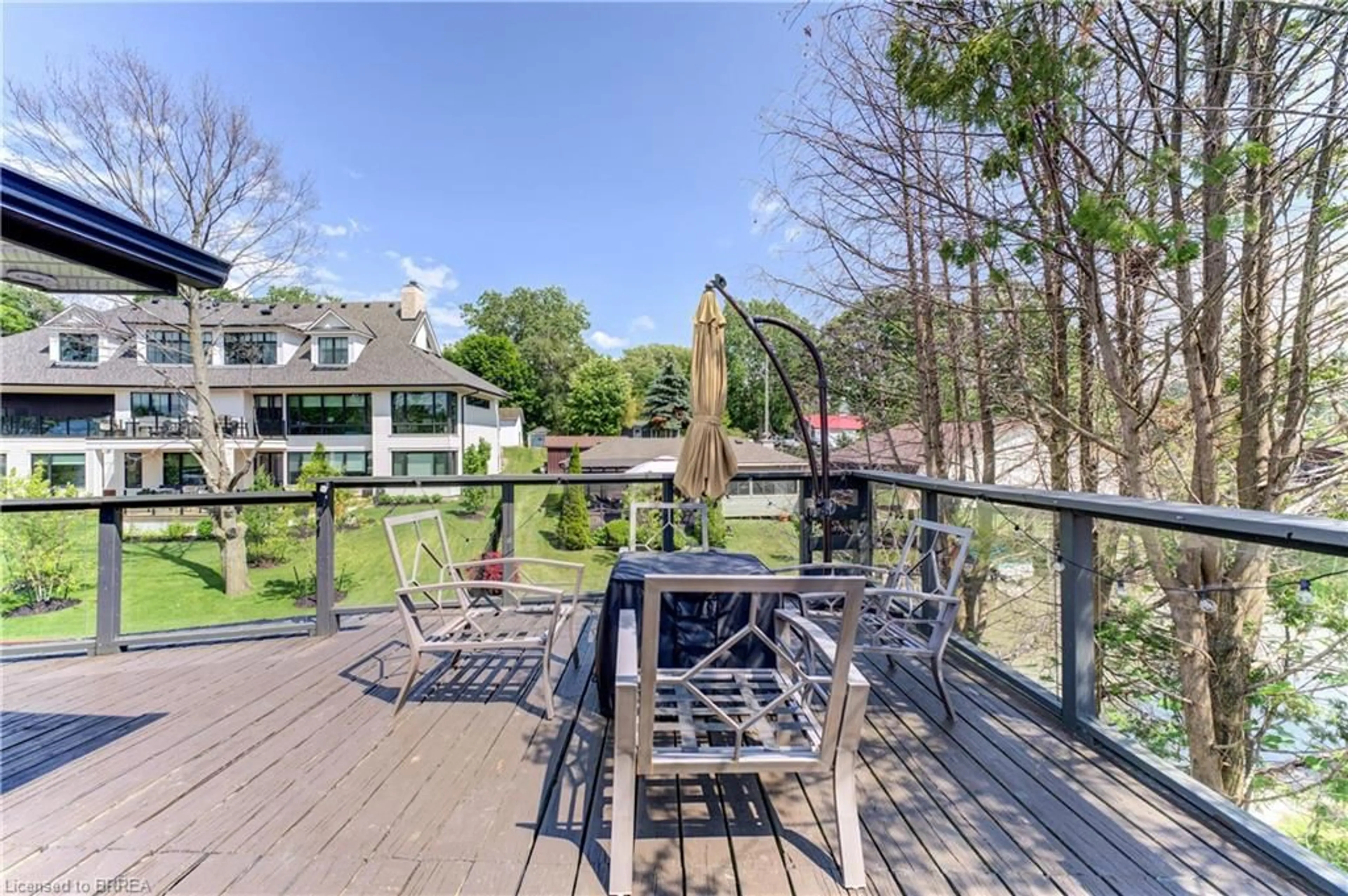 Patio, unknown for 52 River Dr, Port Dover Ontario N0A 1N7