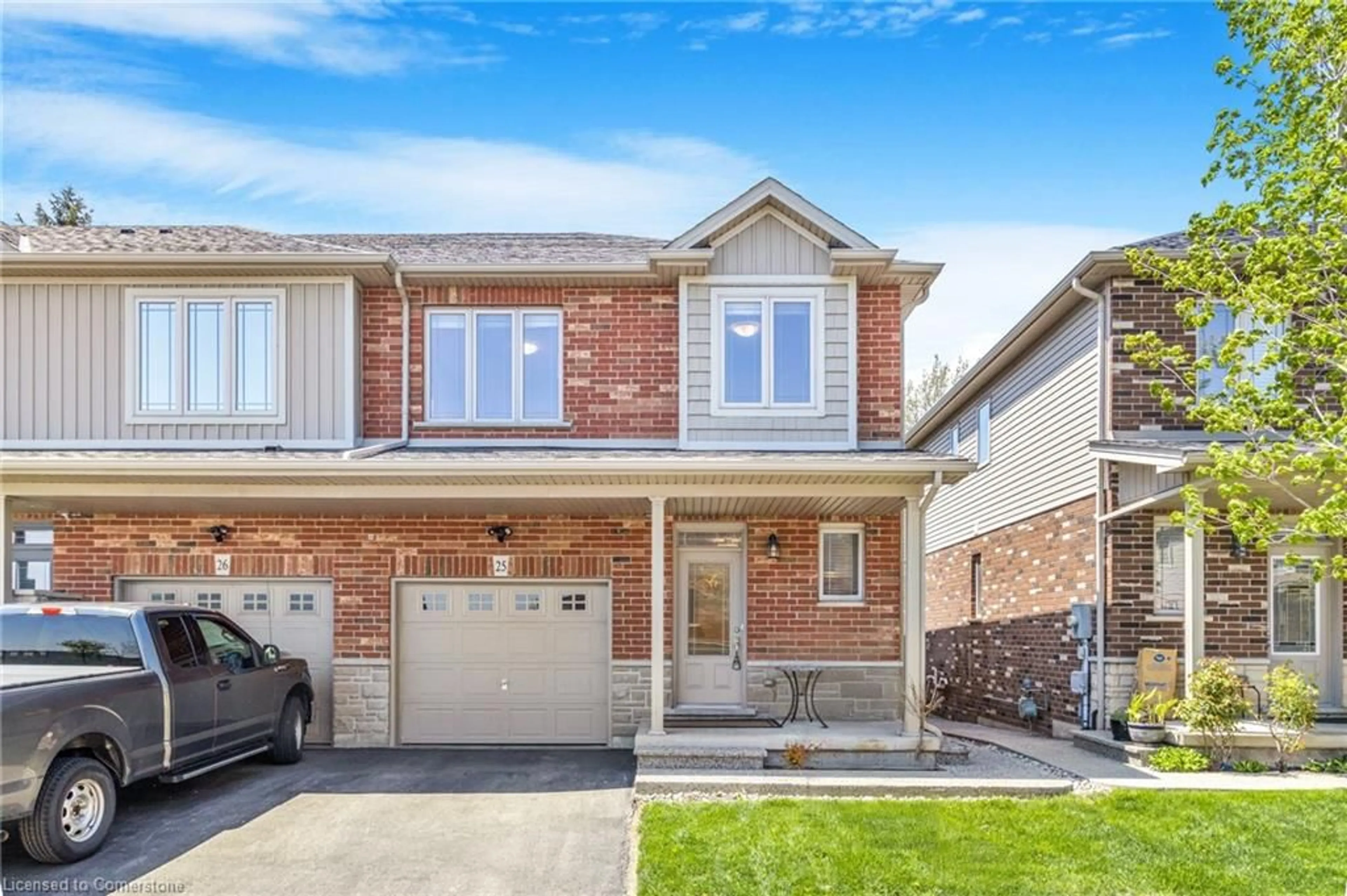 Home with brick exterior material, street for 380 Lake St #25, Grimsby Ontario L3M 0E8