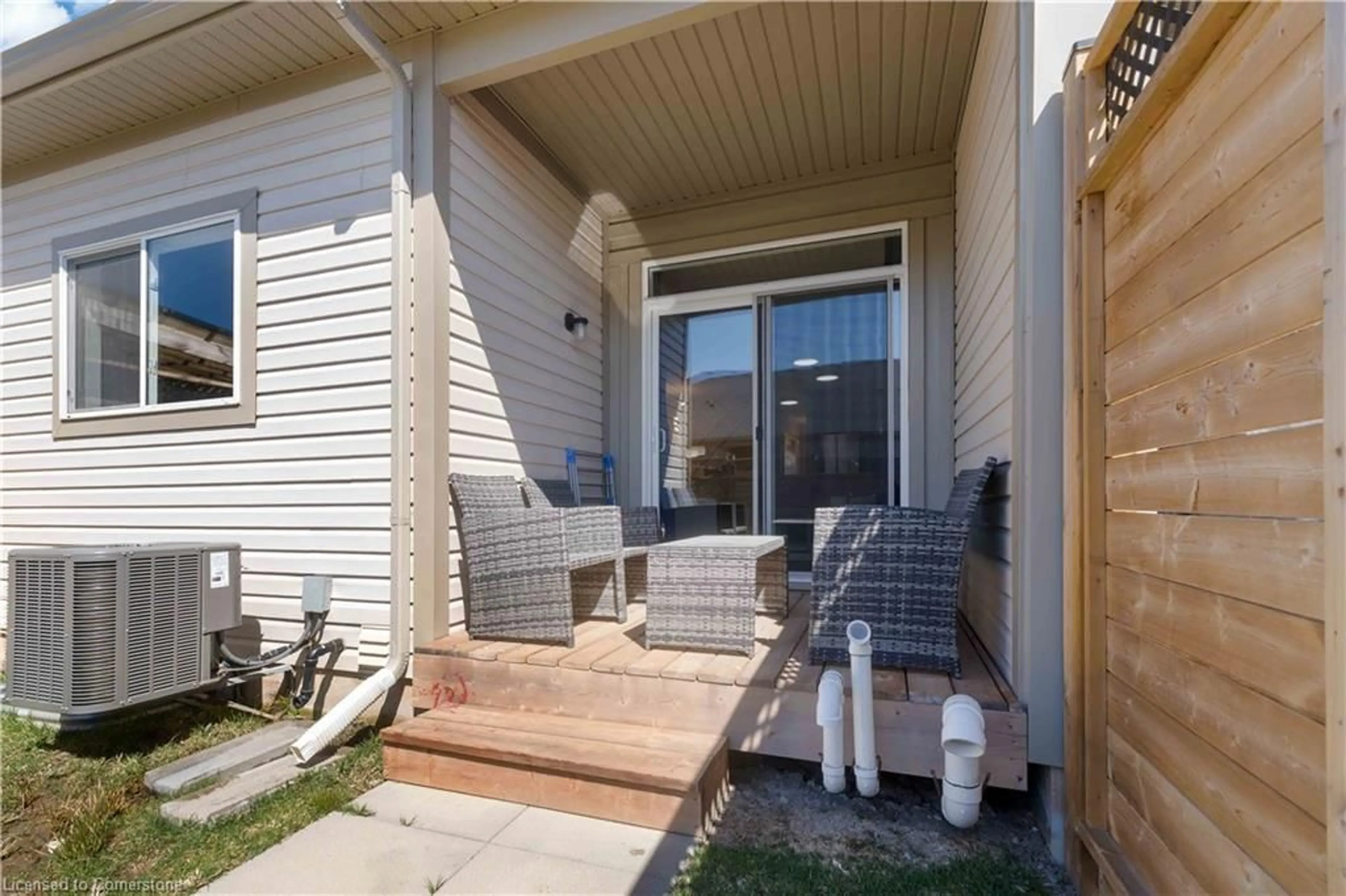 Unknown for 447 Viking St, Fort Erie Ontario L2A 0A3