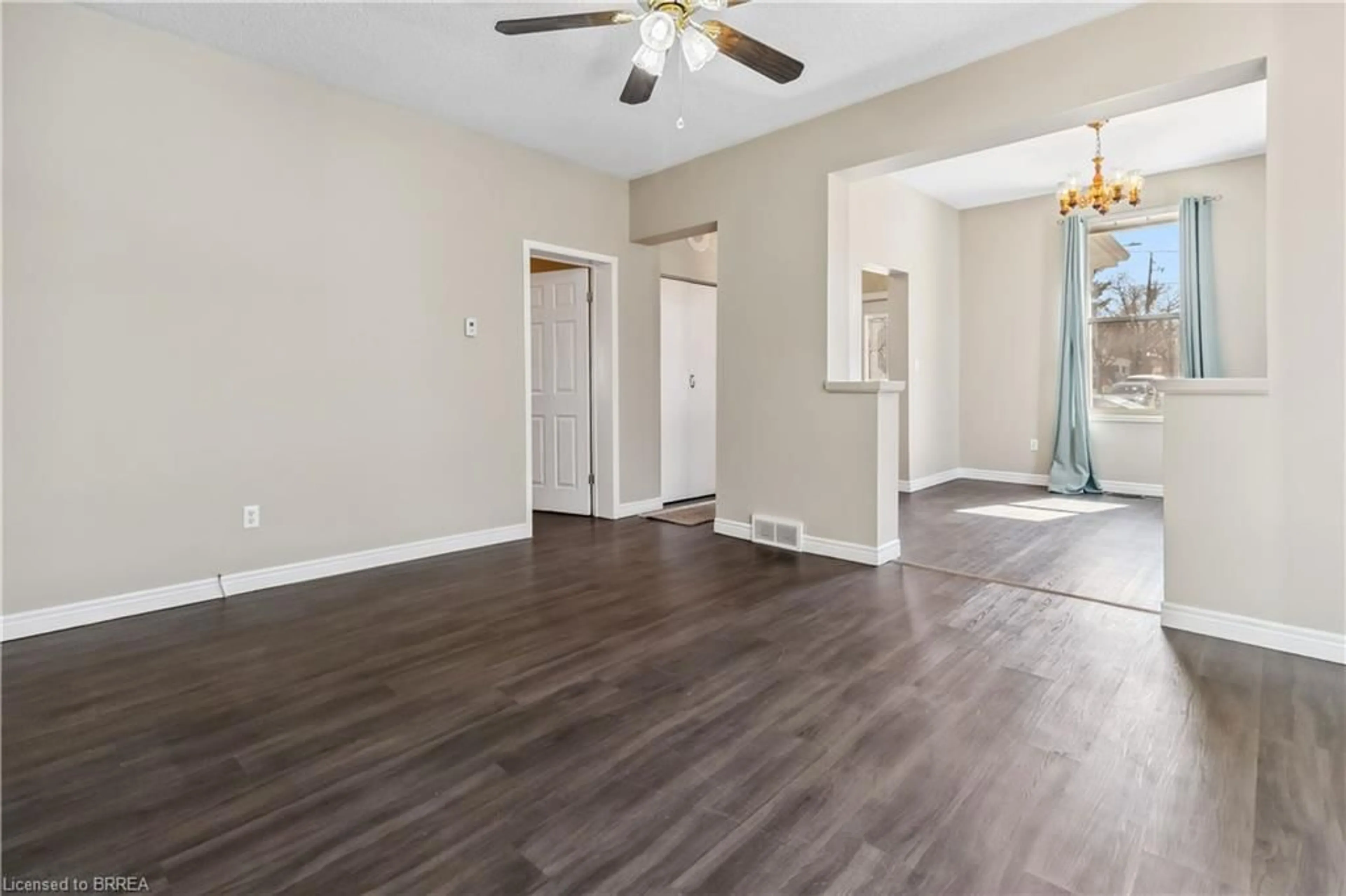 A pic of a room for 160 Nelson St, Brantford Ontario N3S 4B6