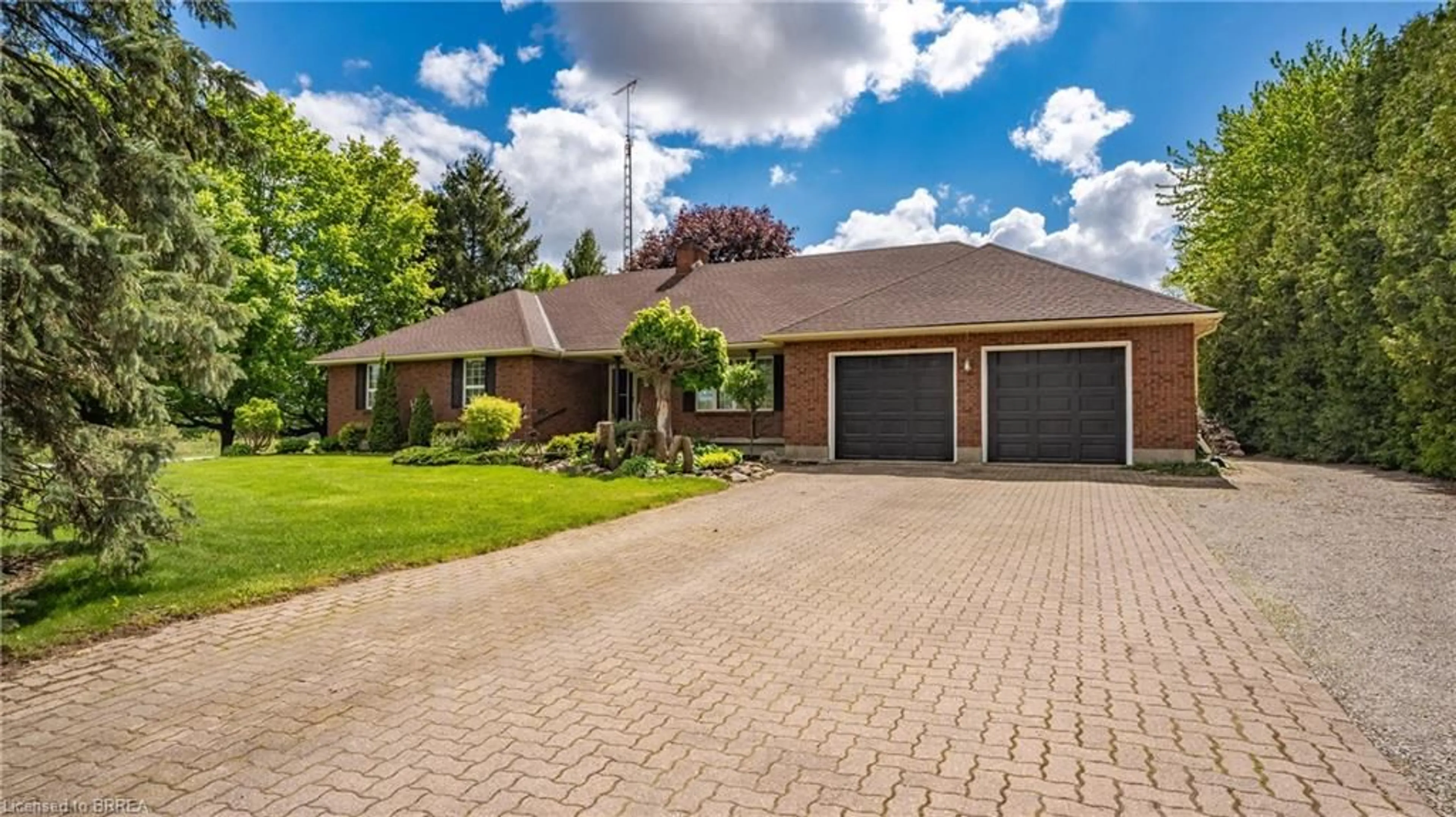 Home with brick exterior material, street for 3 Huffman Crt, Vanessa Ontario N0E 1V0