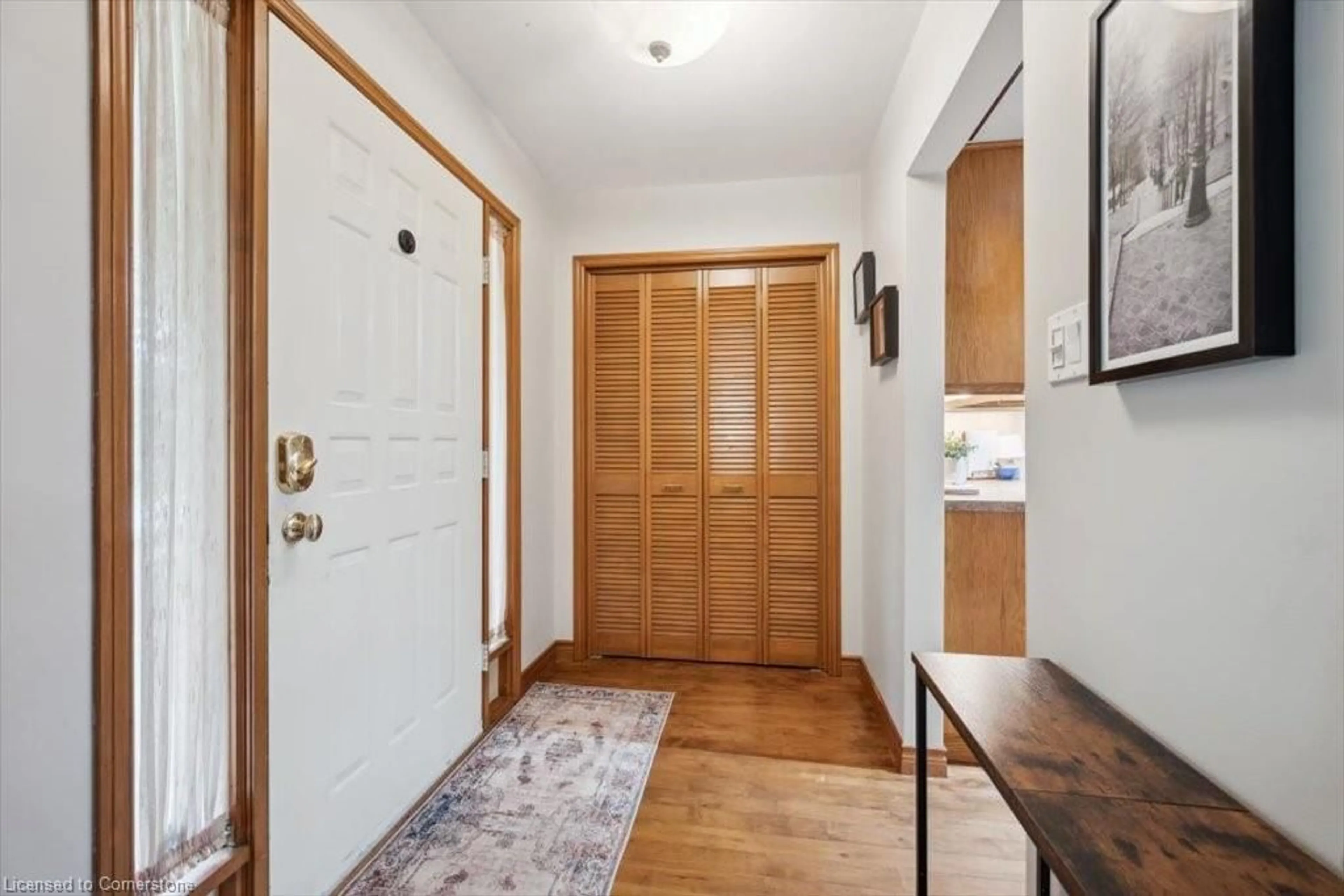 Indoor entryway for 135 Georgian Pl, Kitchener Ontario N2B 3P1