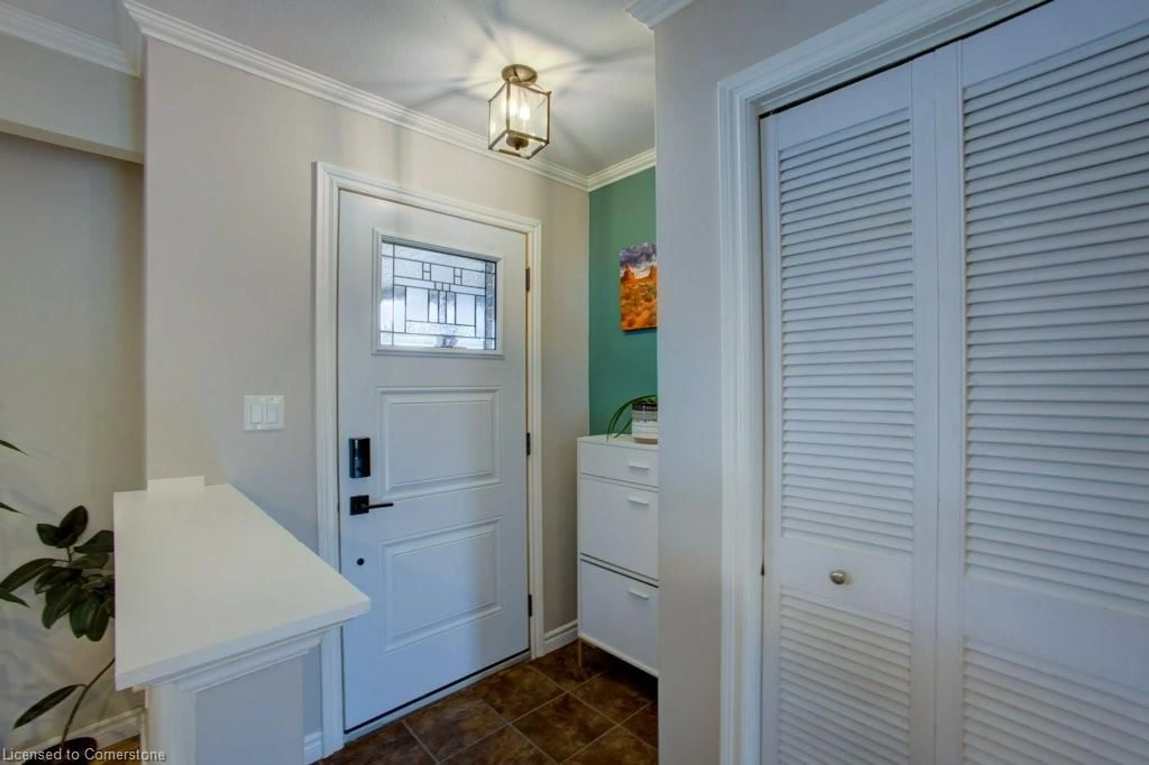 Indoor entryway for 580330 Sideroad 60 Side Road, Chatsworth Ontario N0H 1C0
