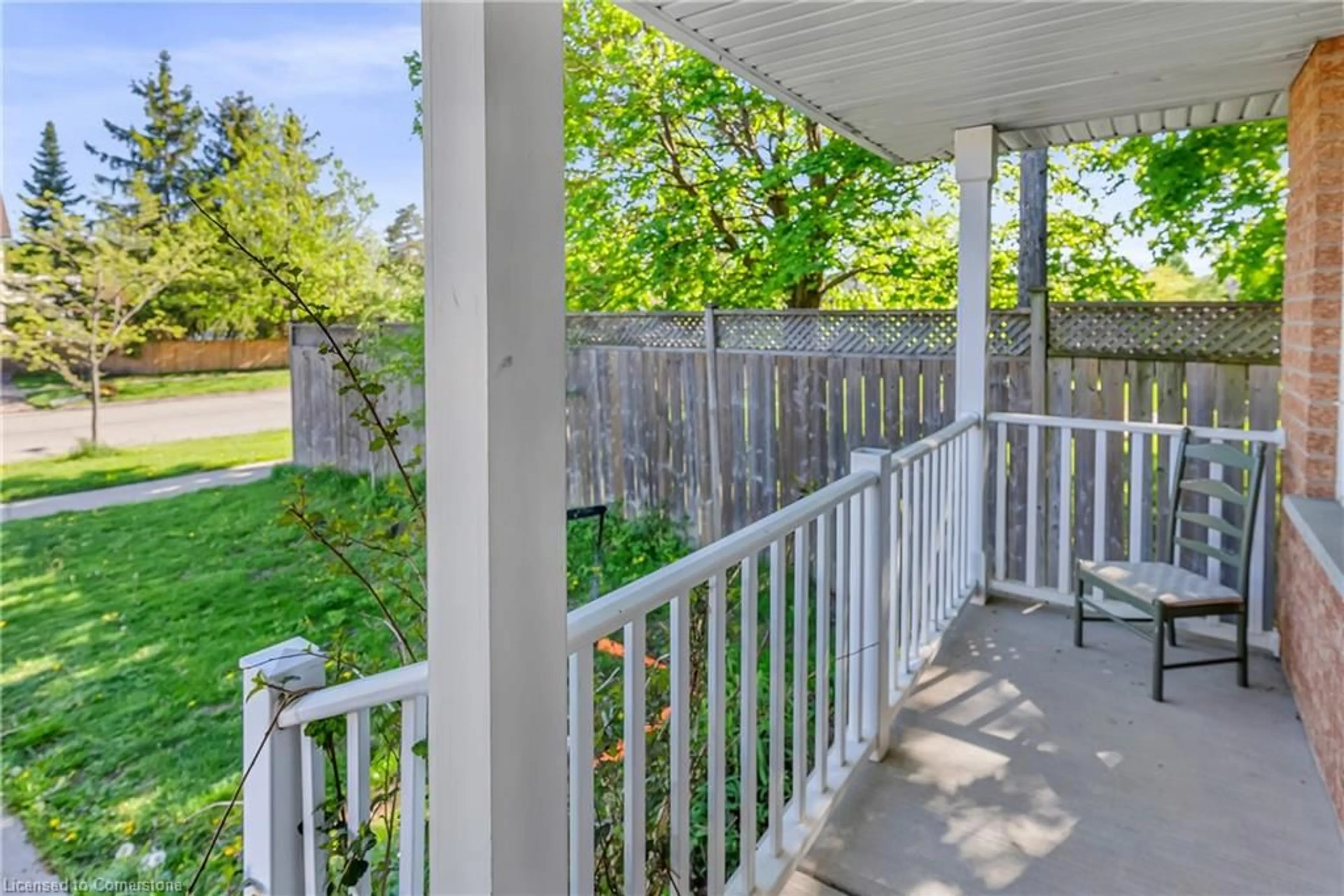 Patio, street for 244 Newbury Dr, Kitchener Ontario N2N 2W9