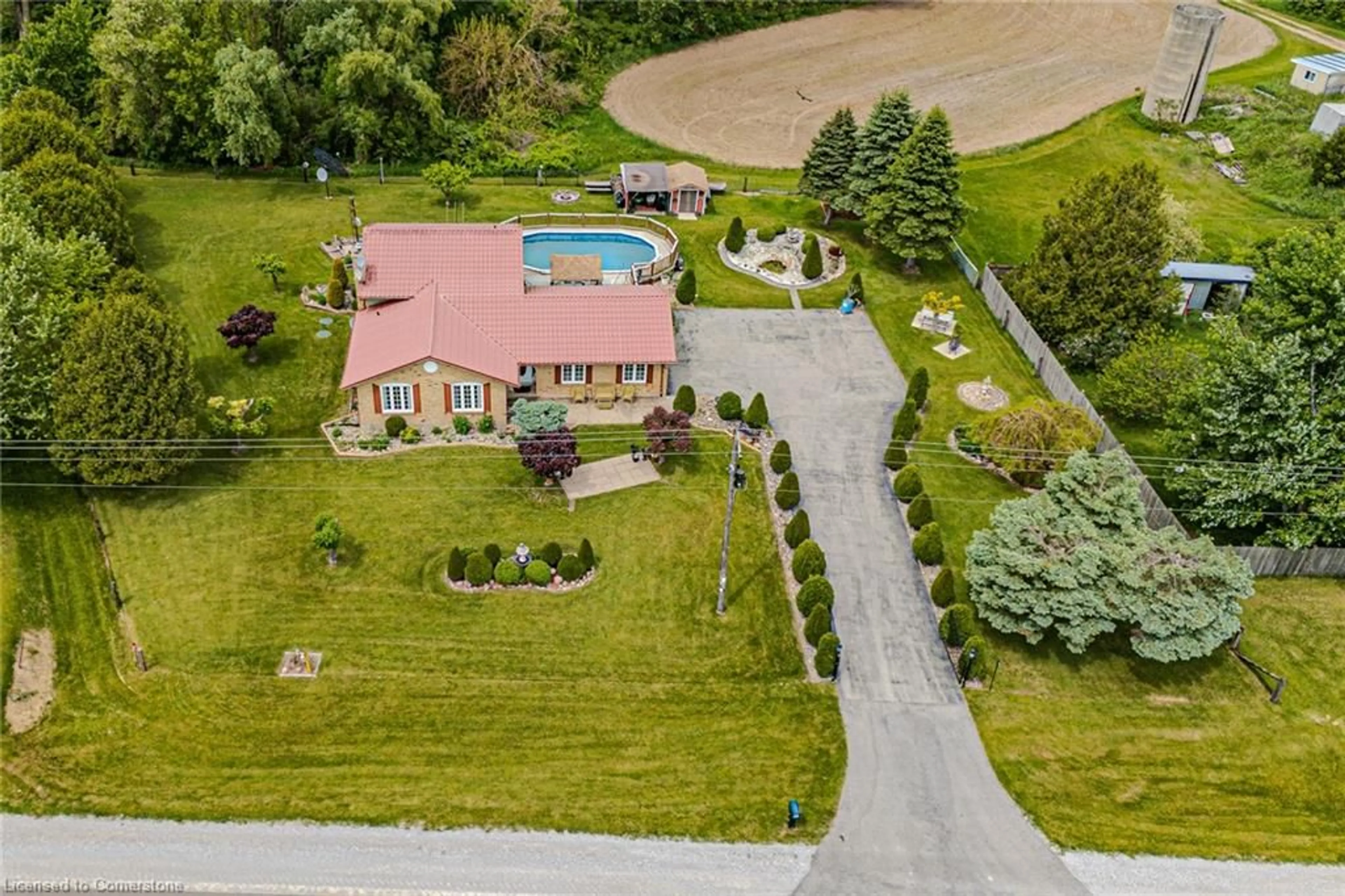 A pic from outside/outdoor area/front of a property/back of a property/a pic from drone, street for 1345 Highway 3, Middleton Ontario N0E 1H0
