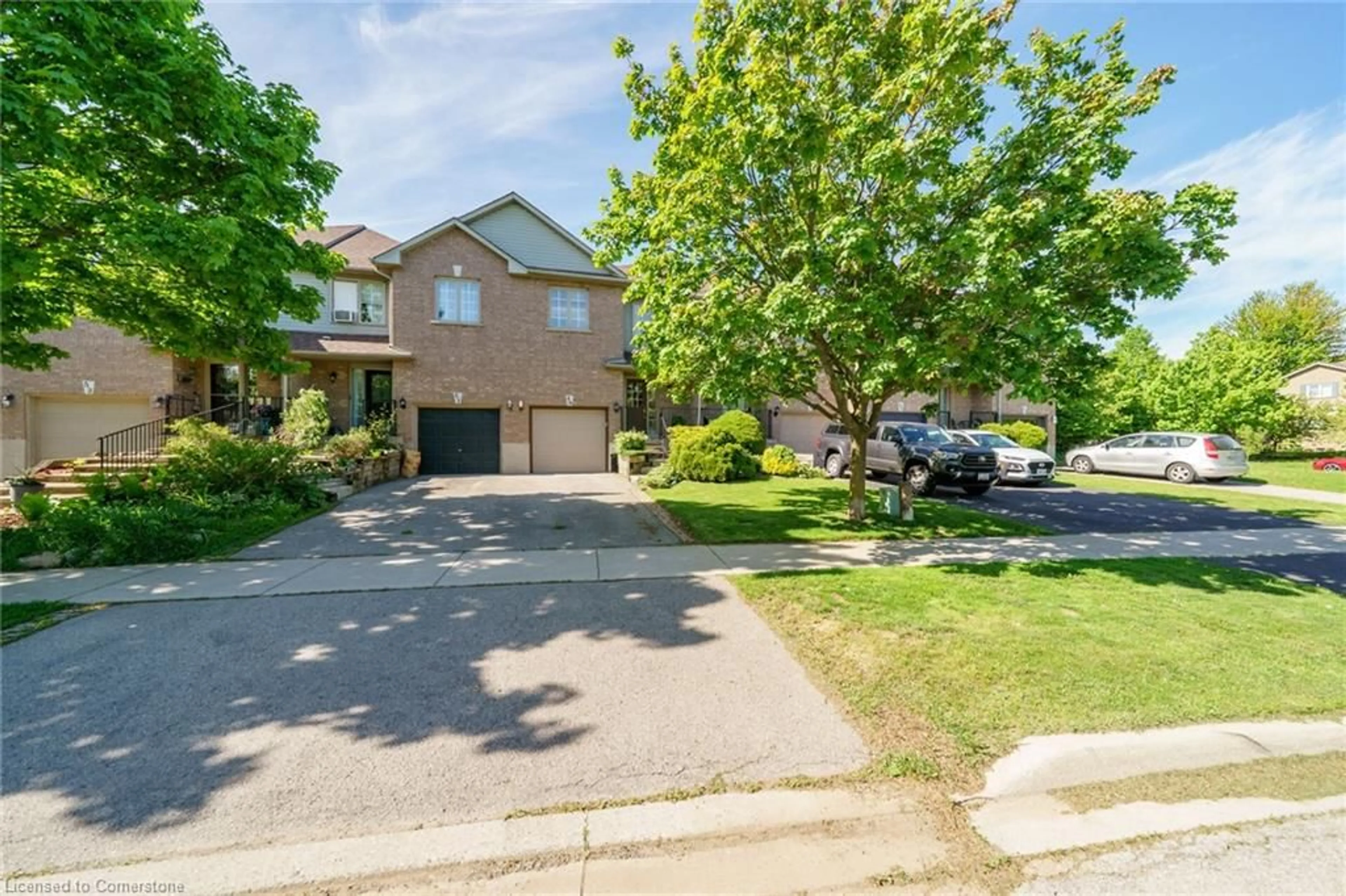 A pic from outside/outdoor area/front of a property/back of a property/a pic from drone, street for 49 Morwick Dr, Ancaster Ontario L9G 4Y4