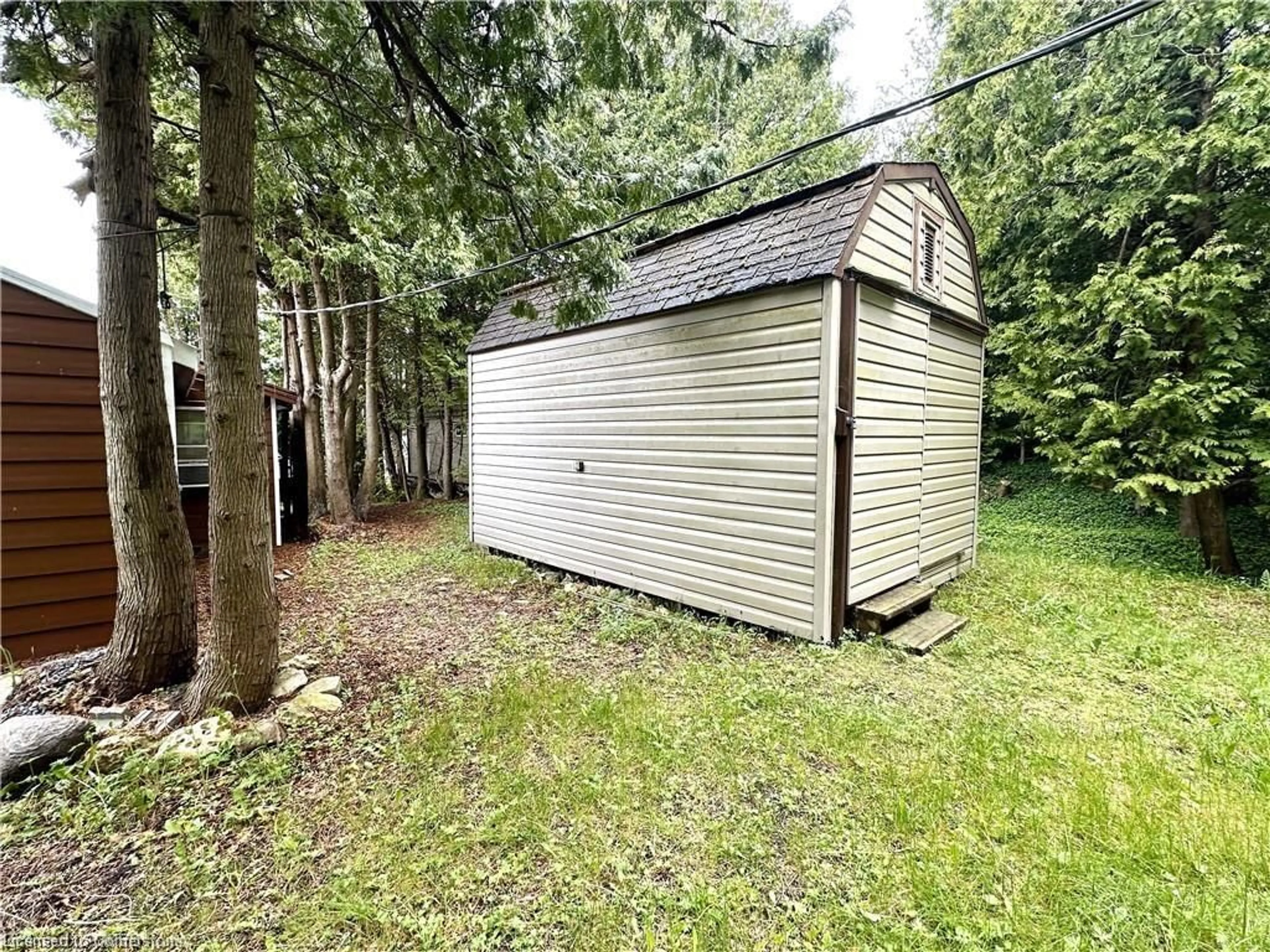 Shed for 85 Simpson Ave, Tobermory Ontario N0H 2R0