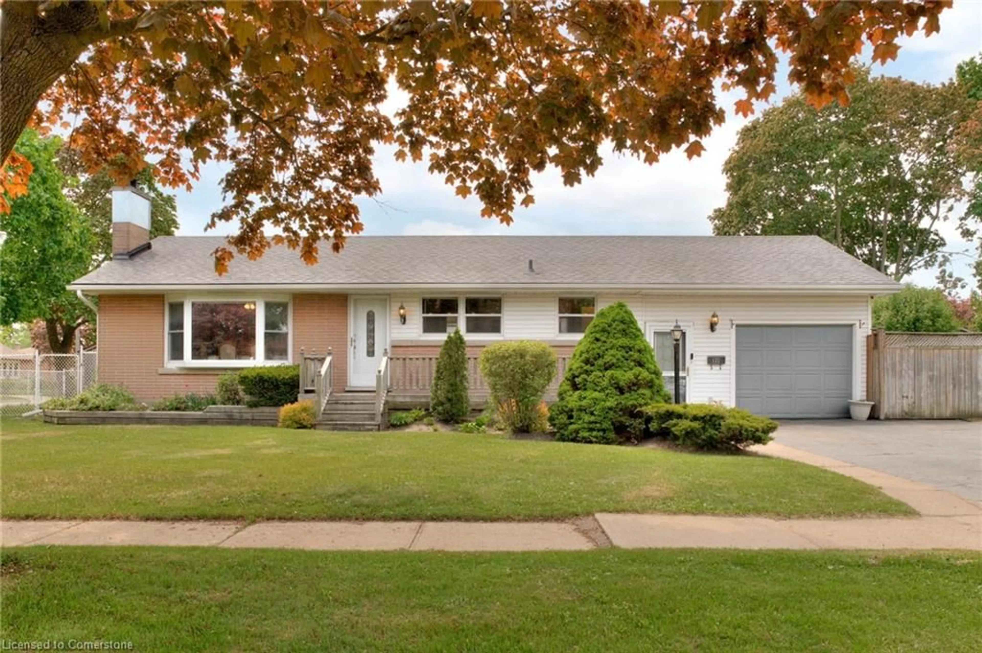 Home with vinyl exterior material, street for 155 Byron Ave, Kitchener Ontario N2C 1Z7