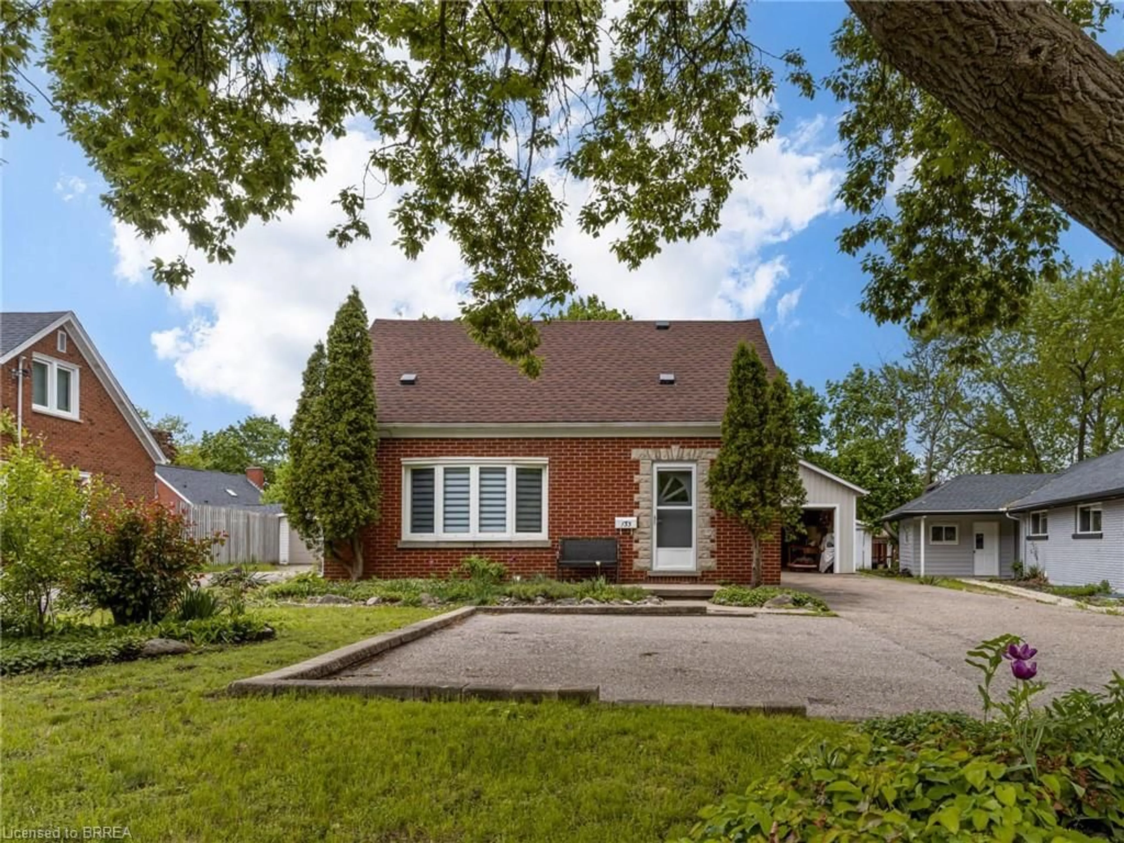 Home with brick exterior material, street for 133 Margaret Ave, Waterloo Ontario N2J 2E2