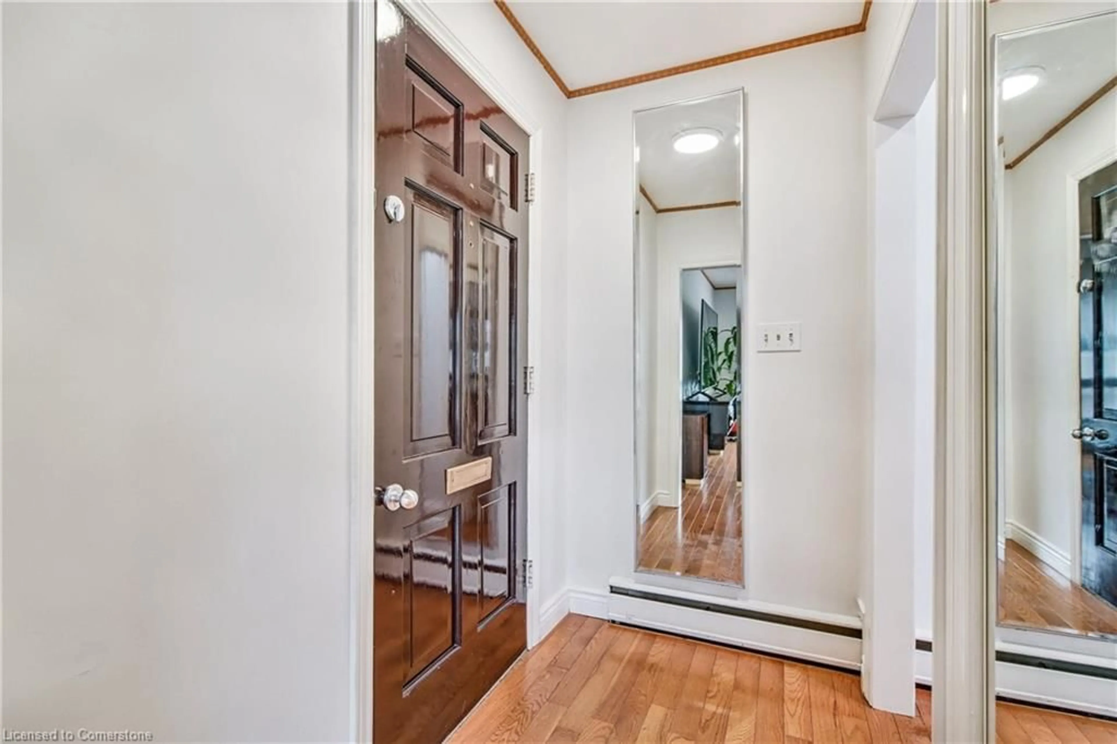 Indoor entryway for 172 Elmhurst Dr, Etobicoke Ontario M9W 2L1