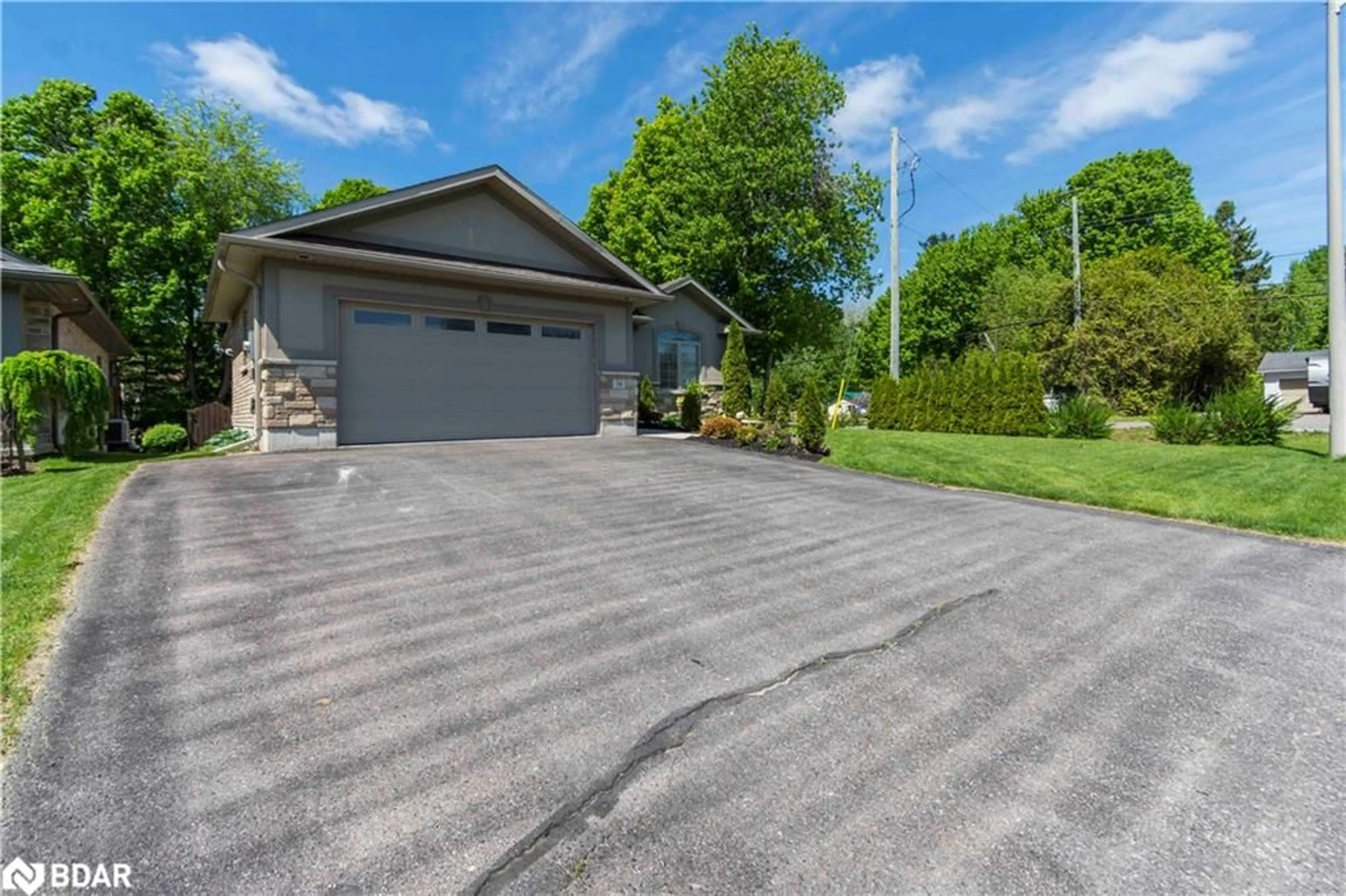 Unknown for 39 Lakewood Cres, Trenton Ontario K8V 5P4