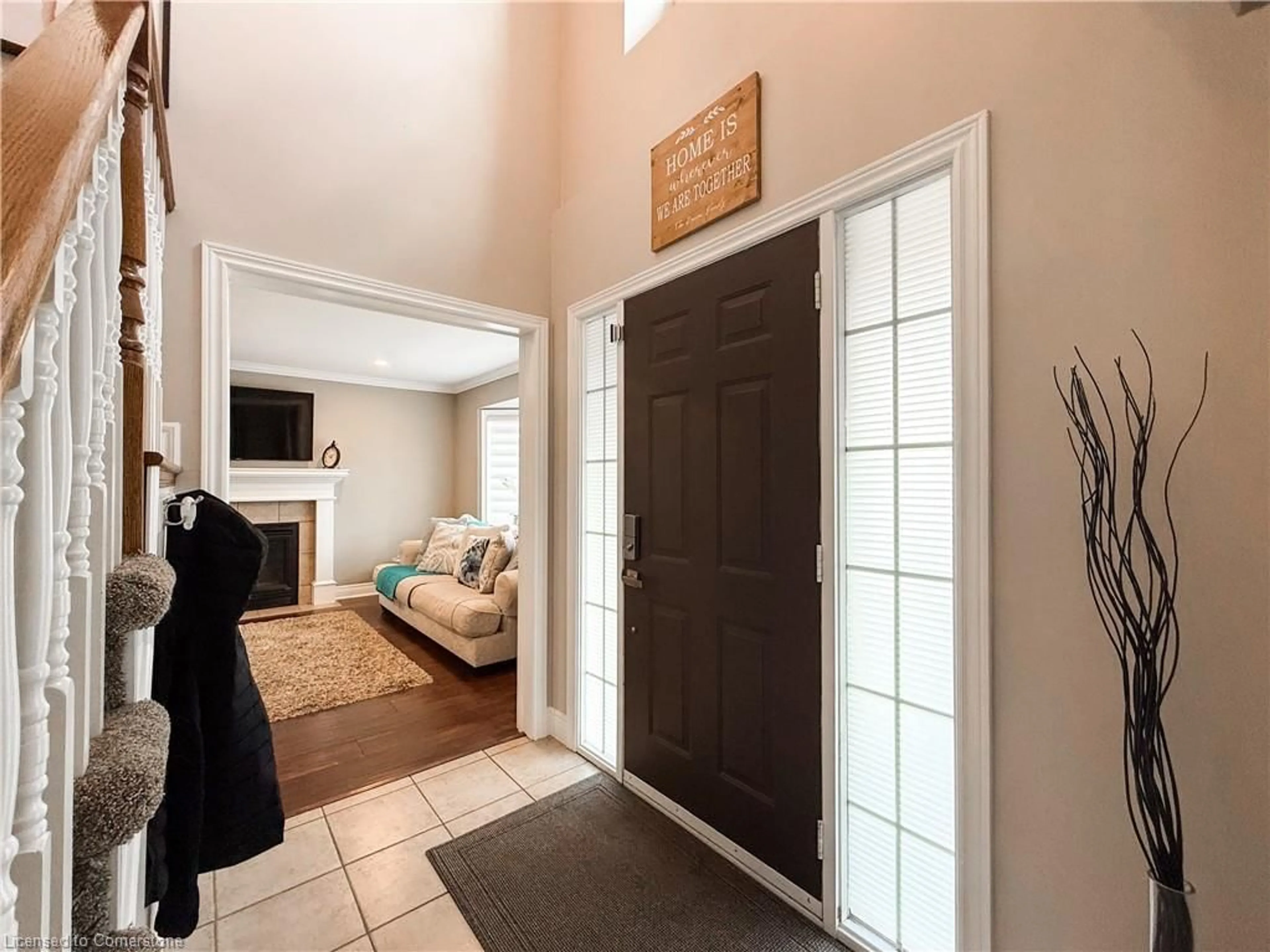 Indoor entryway for 14 Shoreacres Crt, Port Dover Ontario N0A 1N7