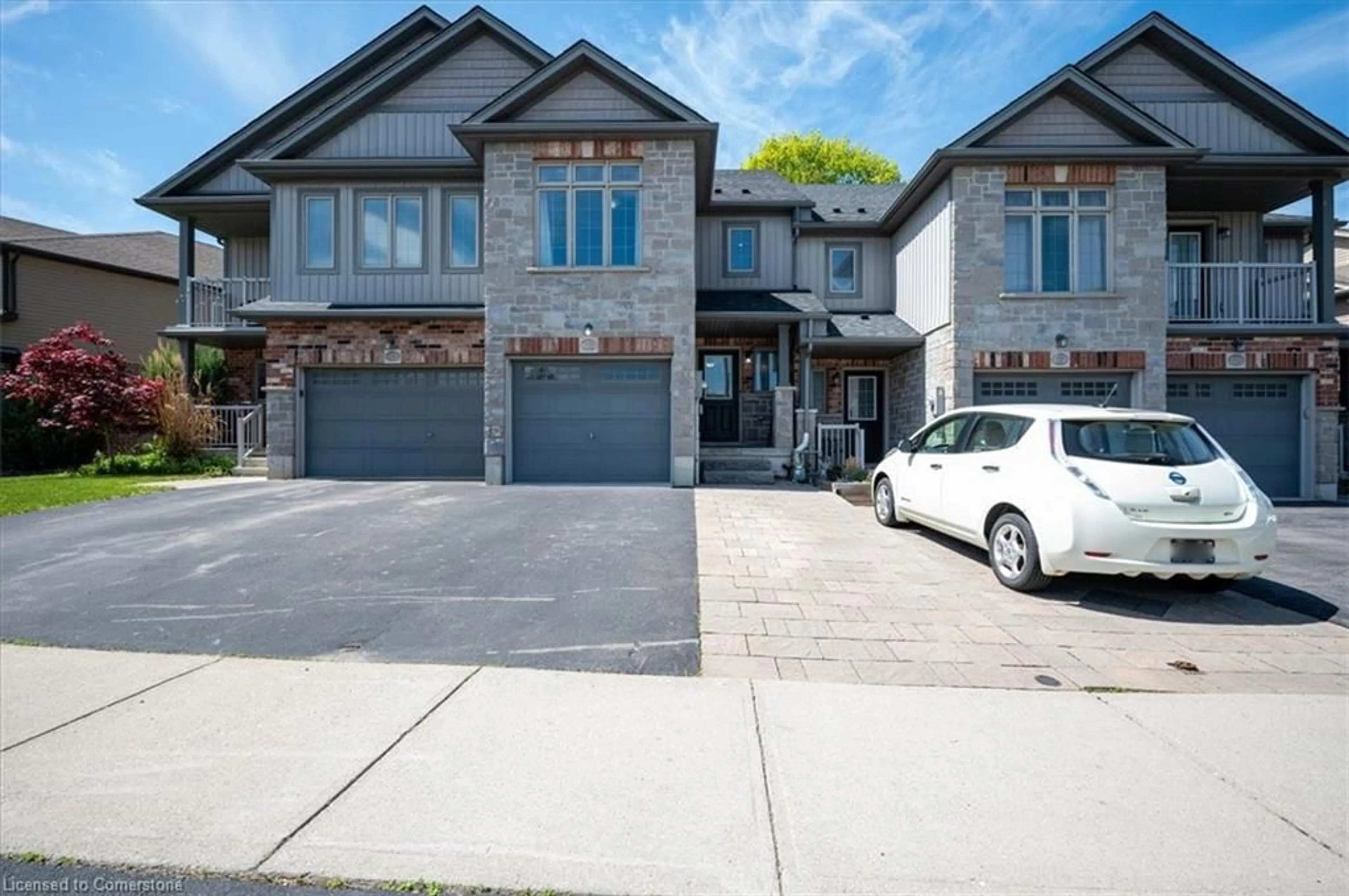 Home with brick exterior material, street for 175 Maitland St, Kitchener Ontario N2R 0C3