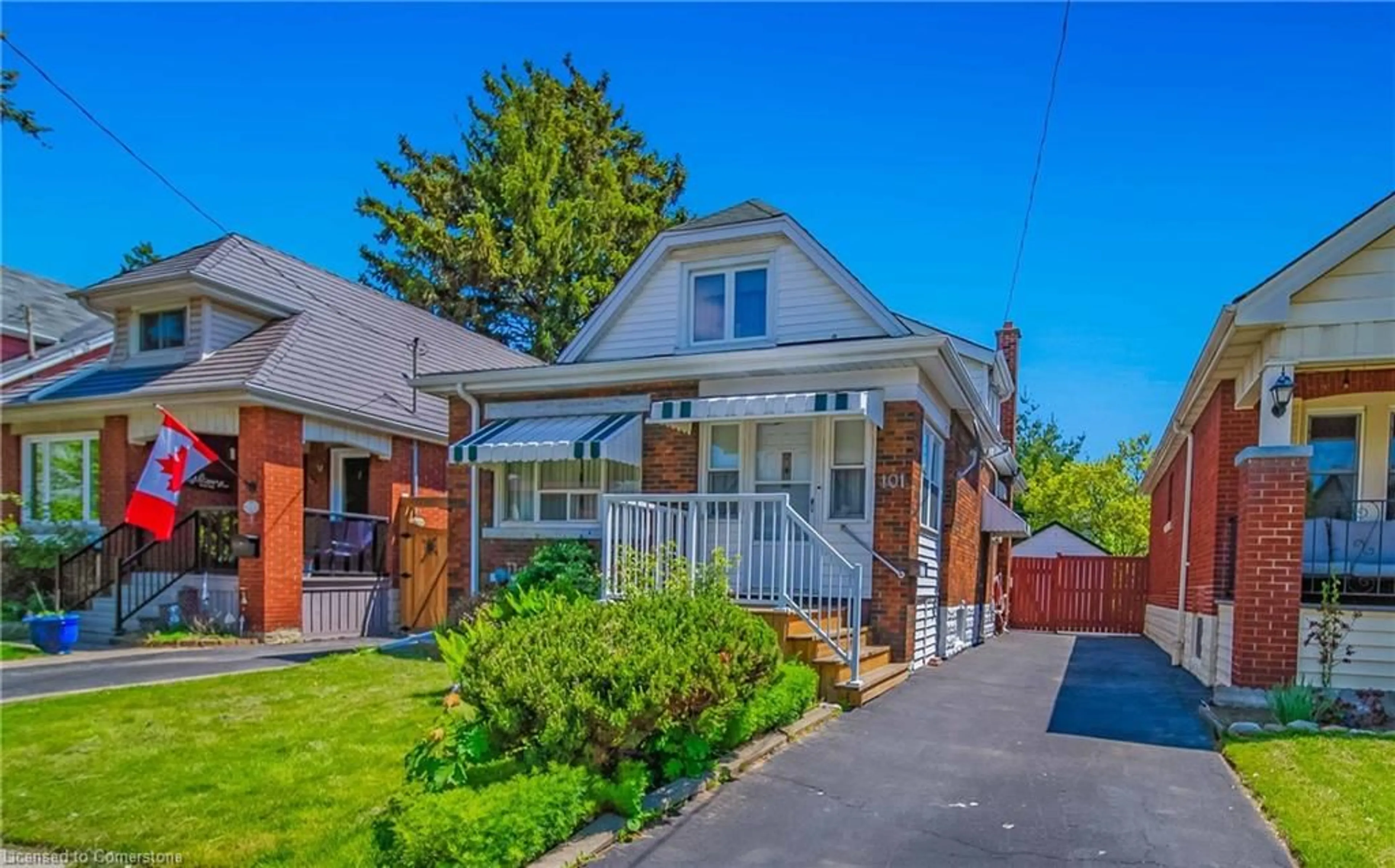 Home with brick exterior material, street for 101 Houghton Ave, Hamilton Ontario L8K 2M9
