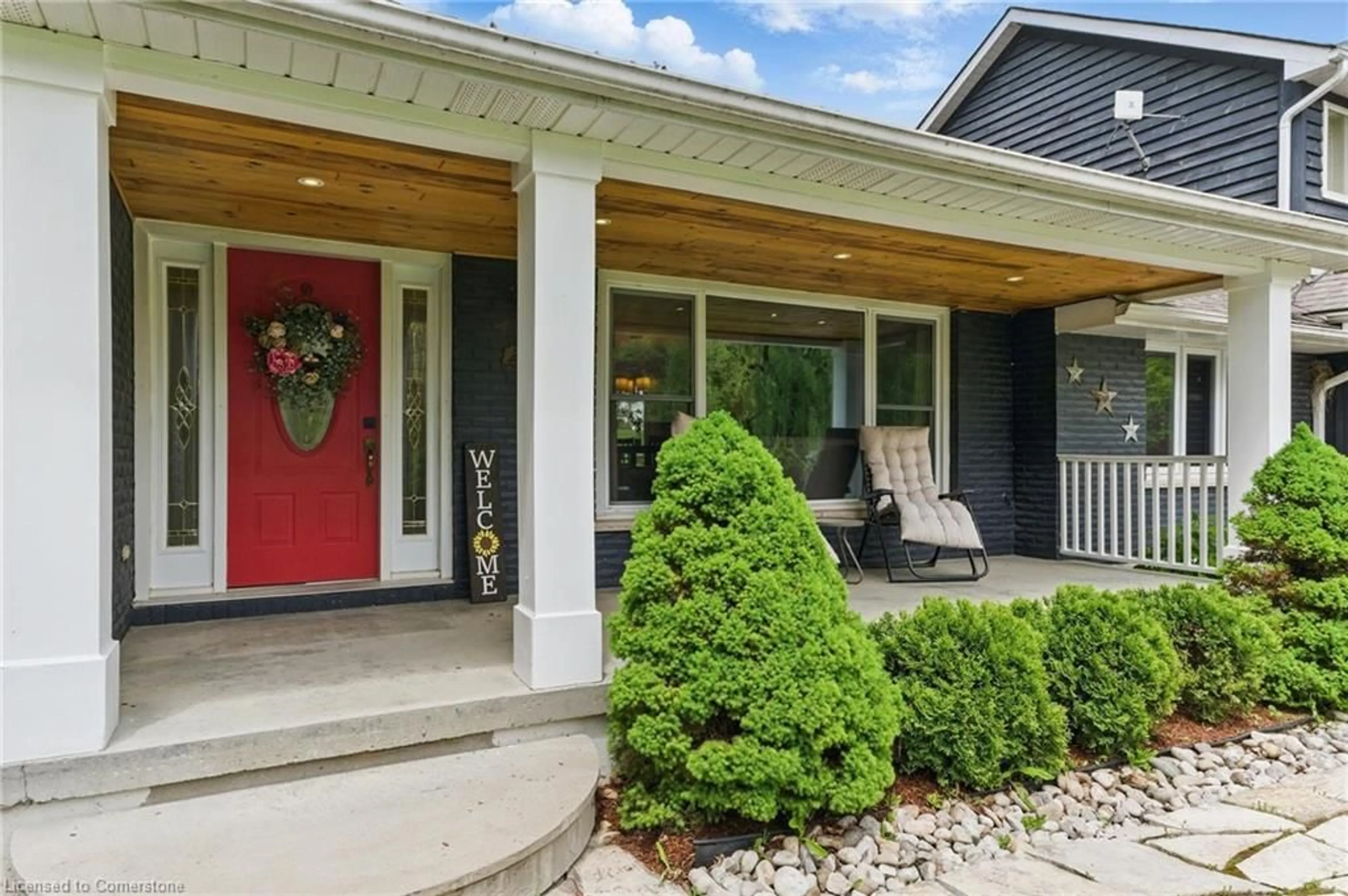 Indoor entryway for 2070 Morrison Rd, Cambridge Ontario N1R 5S2