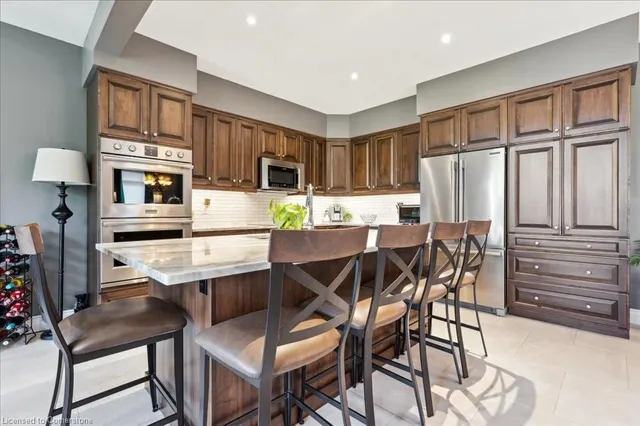 Additional property image - 14 Woodsmere Dr