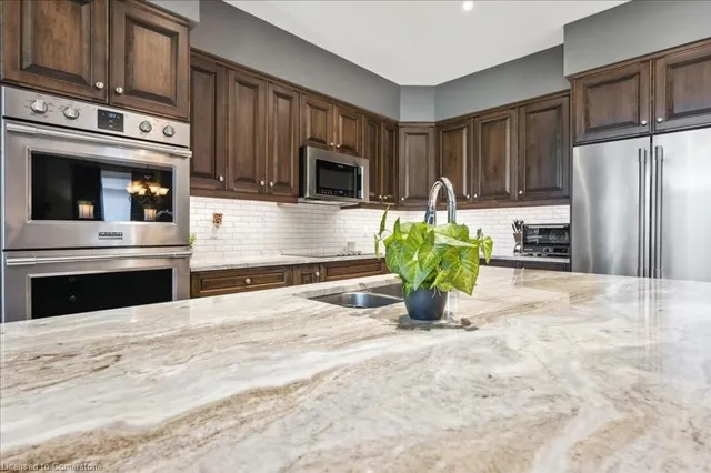 Additional property image - 14 Woodsmere Dr