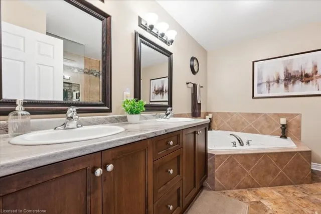 Additional property image - 14 Woodsmere Dr