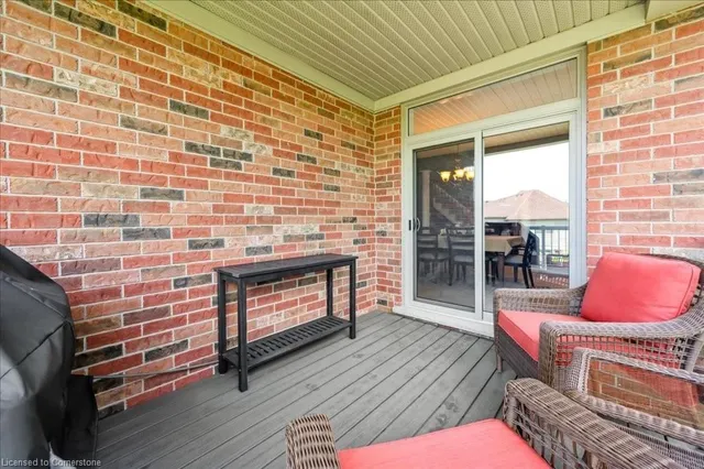 Additional property image - 14 Woodsmere Dr
