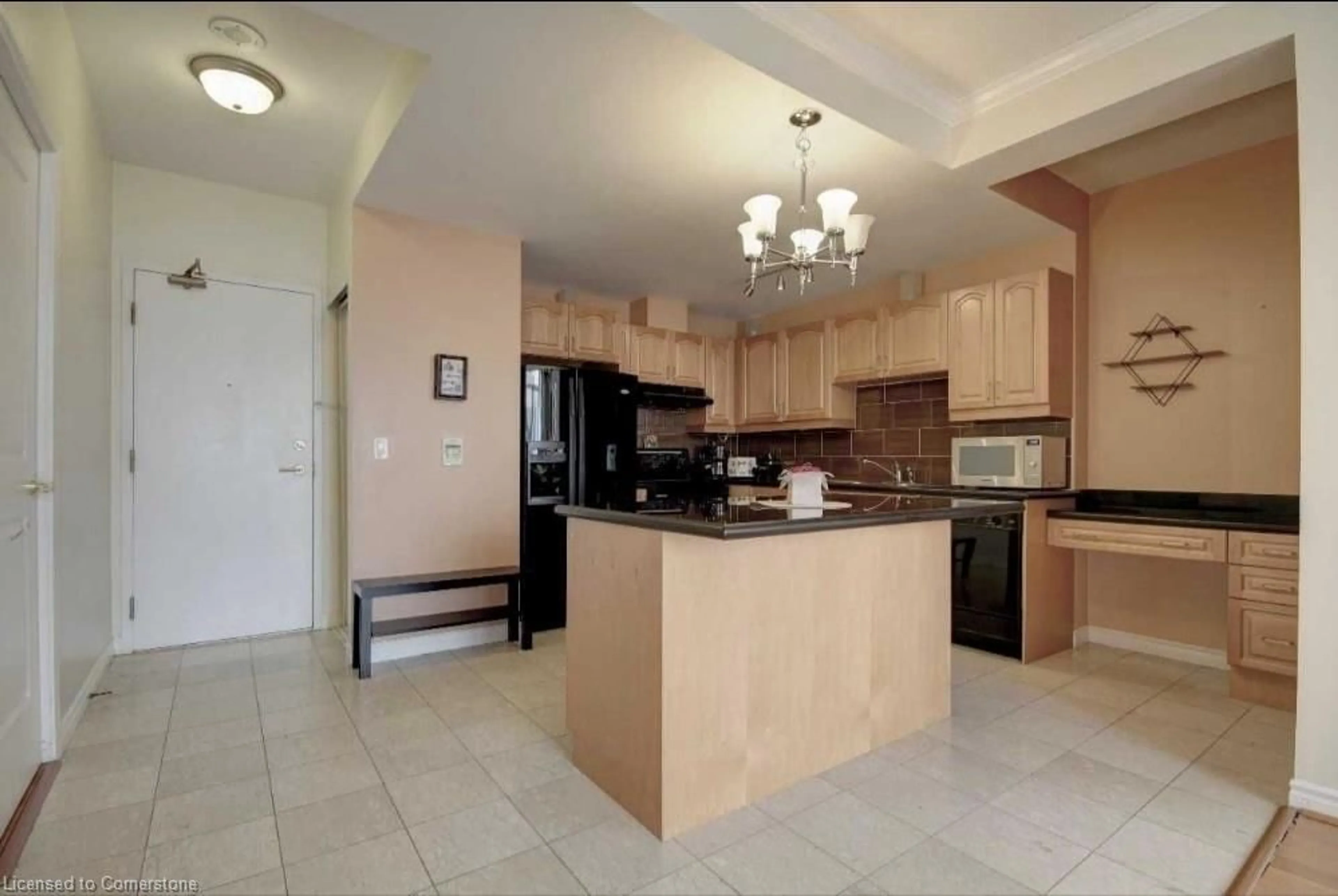 Open concept kitchen, ceramic/tile floor for UPH09- 28 Byng Ave, Toronto Ontario M2N 7H4