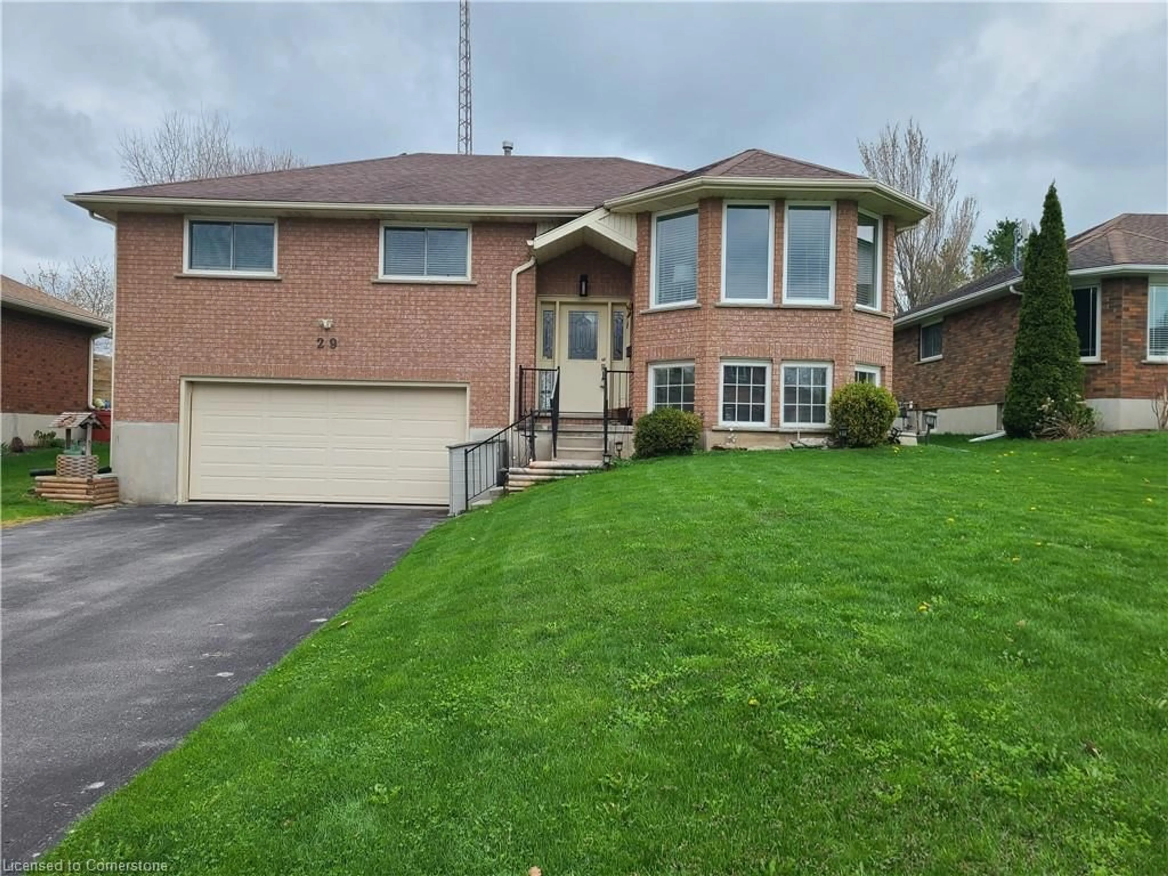 Home with brick exterior material, street for 29 Bonniewood Dr, Drayton Ontario N0G 1P0