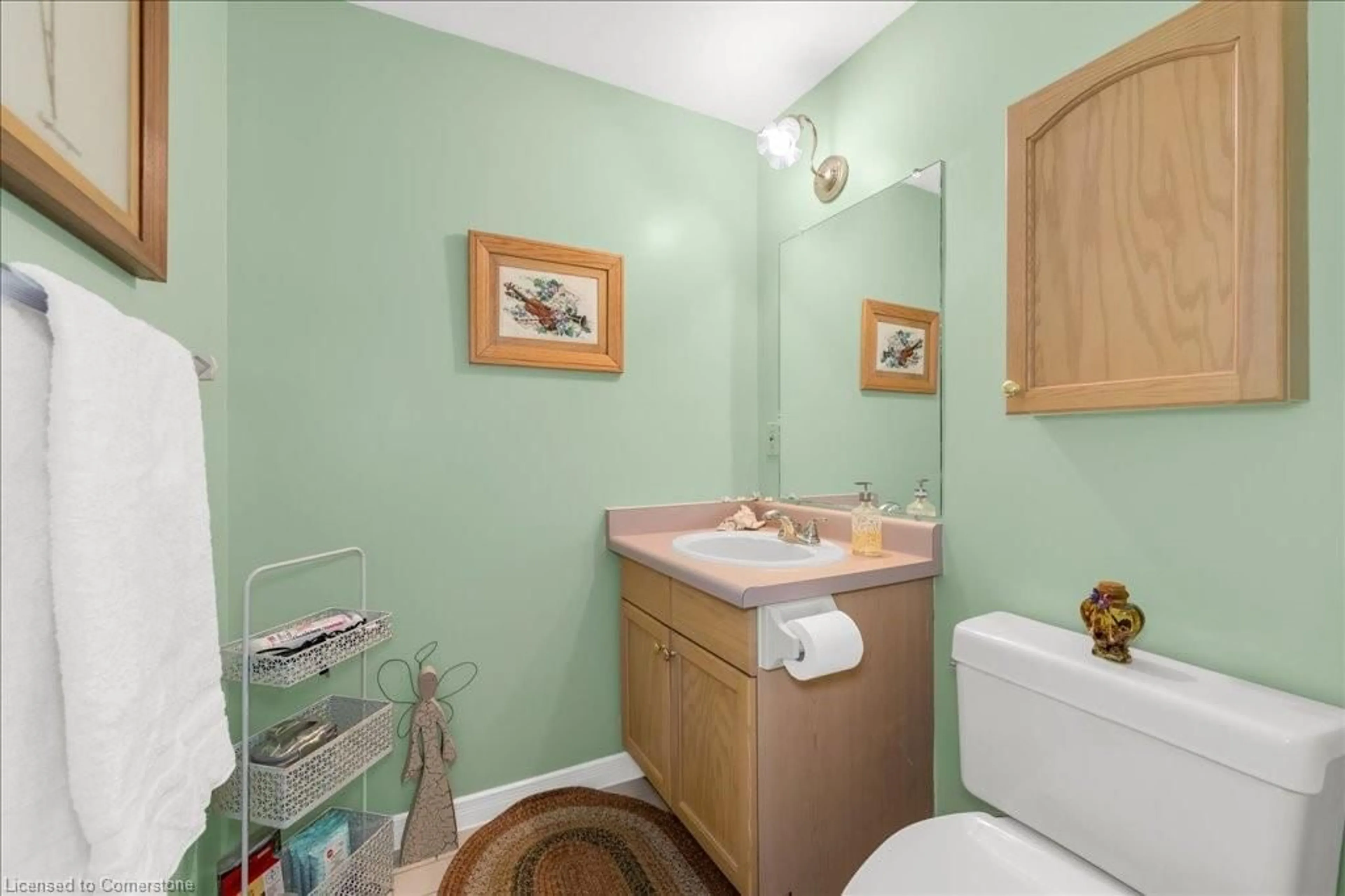 Standard bathroom, unknown for 3420 Frederick Ave #321, Vineland Ontario L0R 2C0