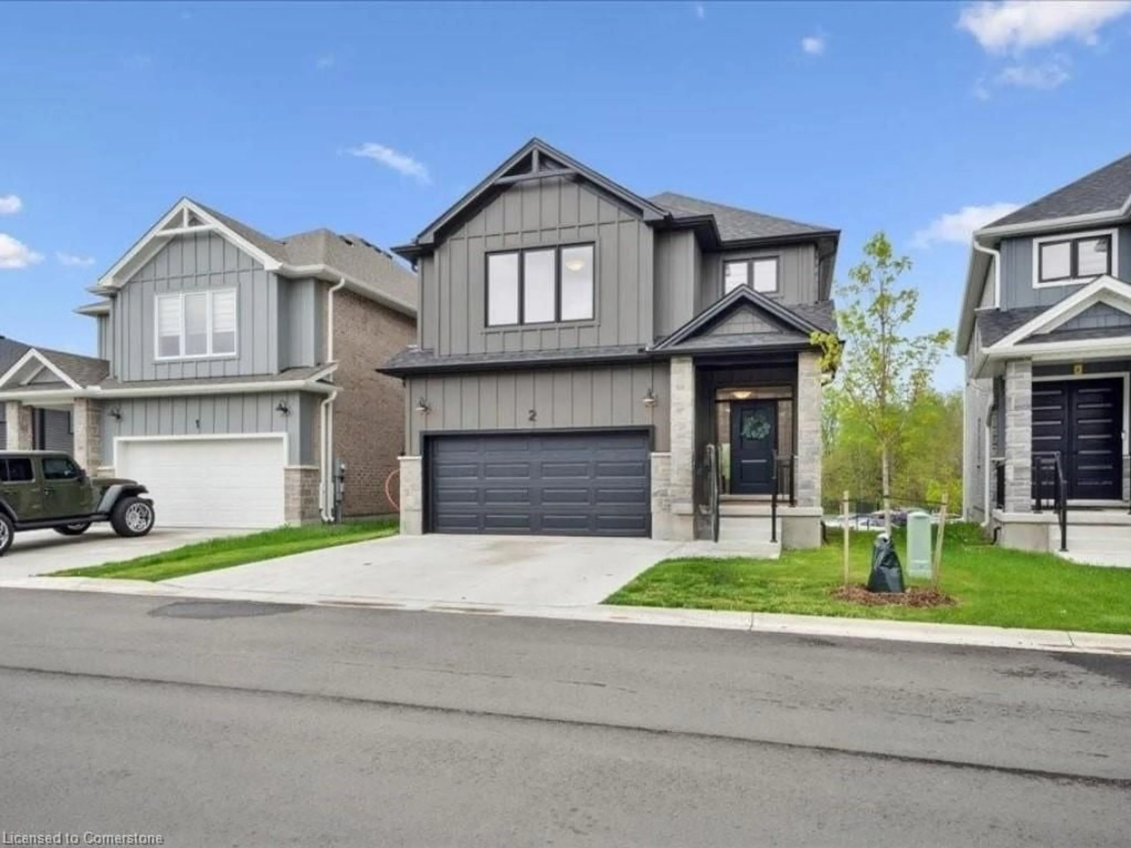 Home with vinyl exterior material, street for 32 Faith St #2, Cambridge Ontario N1T 0E8